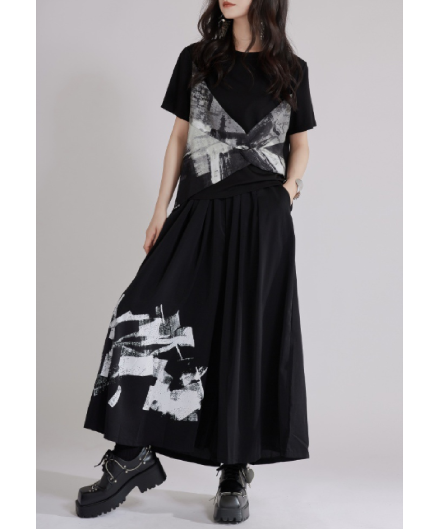 dark monochrome accent wide pants EN2940