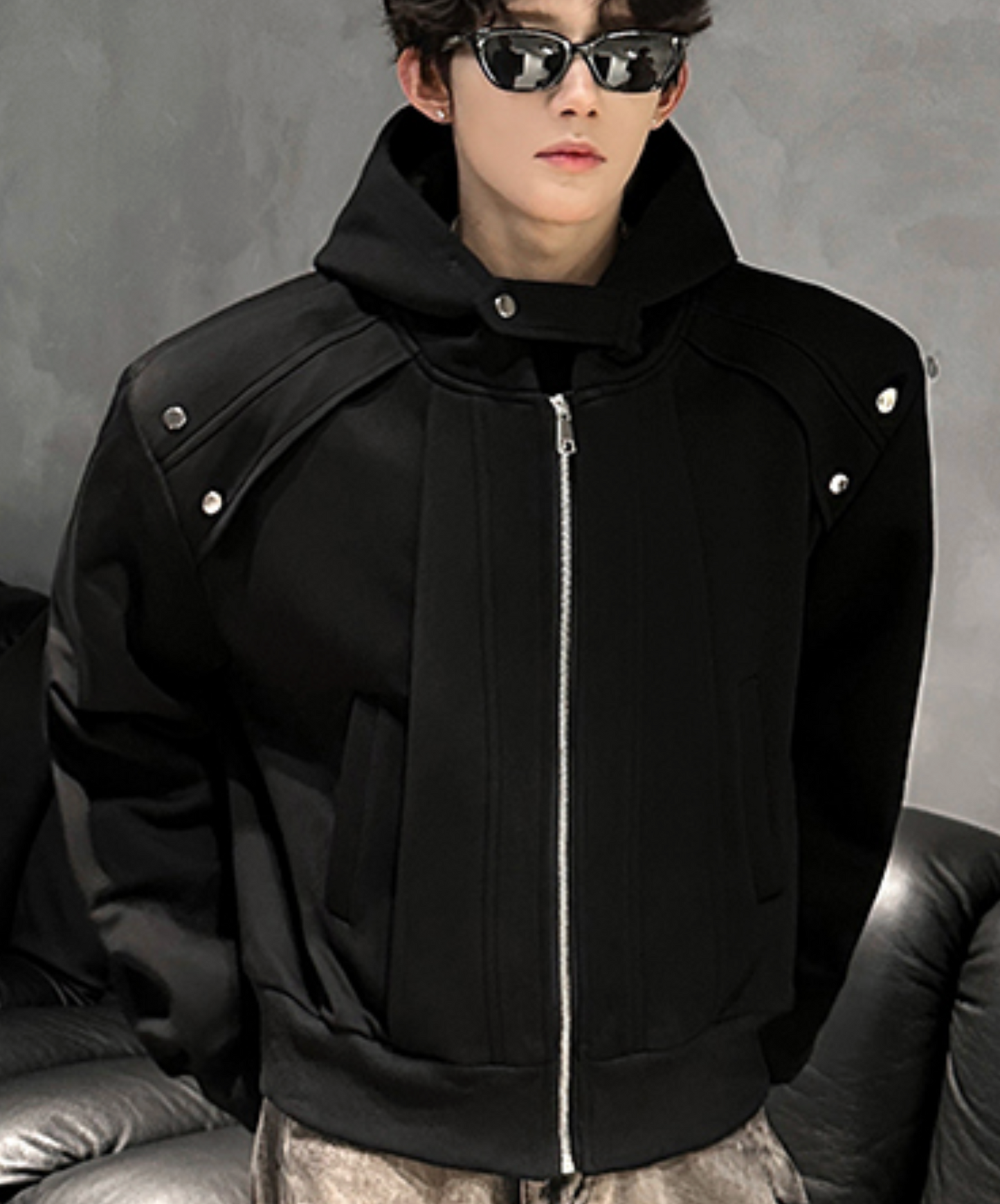 thick short length hoodie EN2492