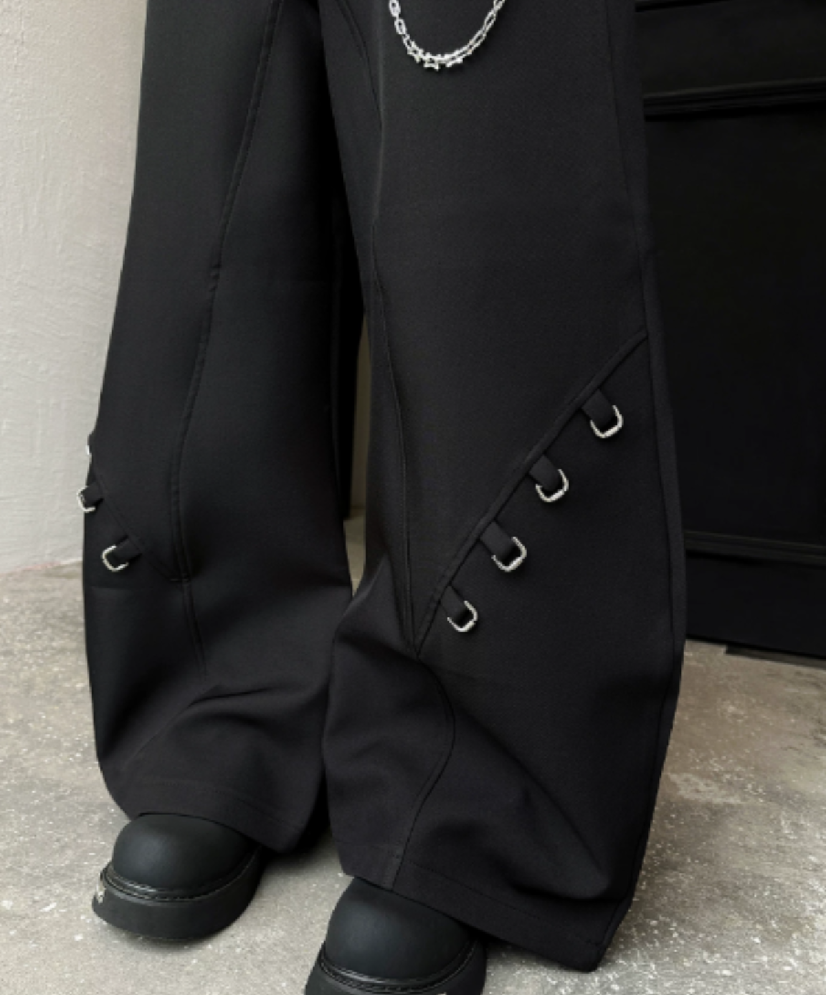 front panel with chain accent wide pants EN3140