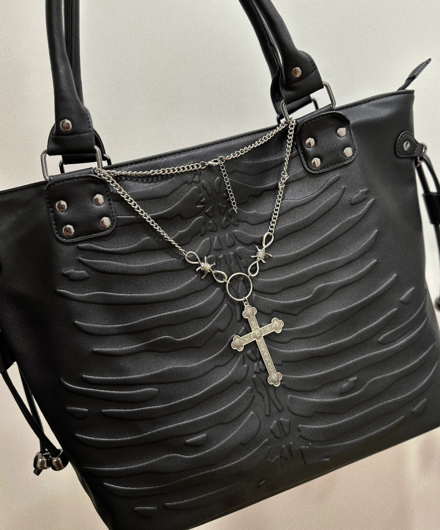 dark gothic bone embossed tote bag EN1771