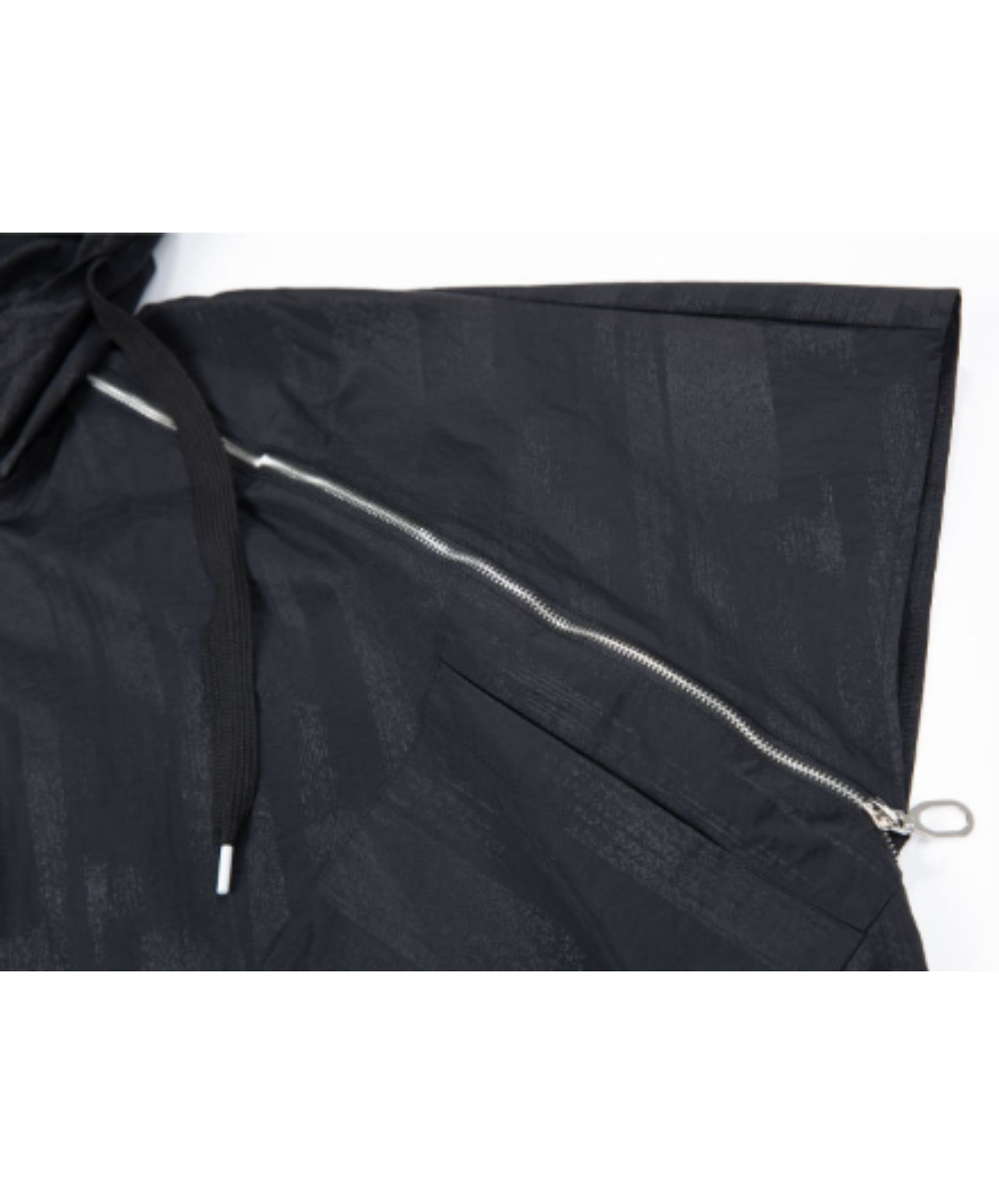 poncho-style design with a zipper hoodie EN3063