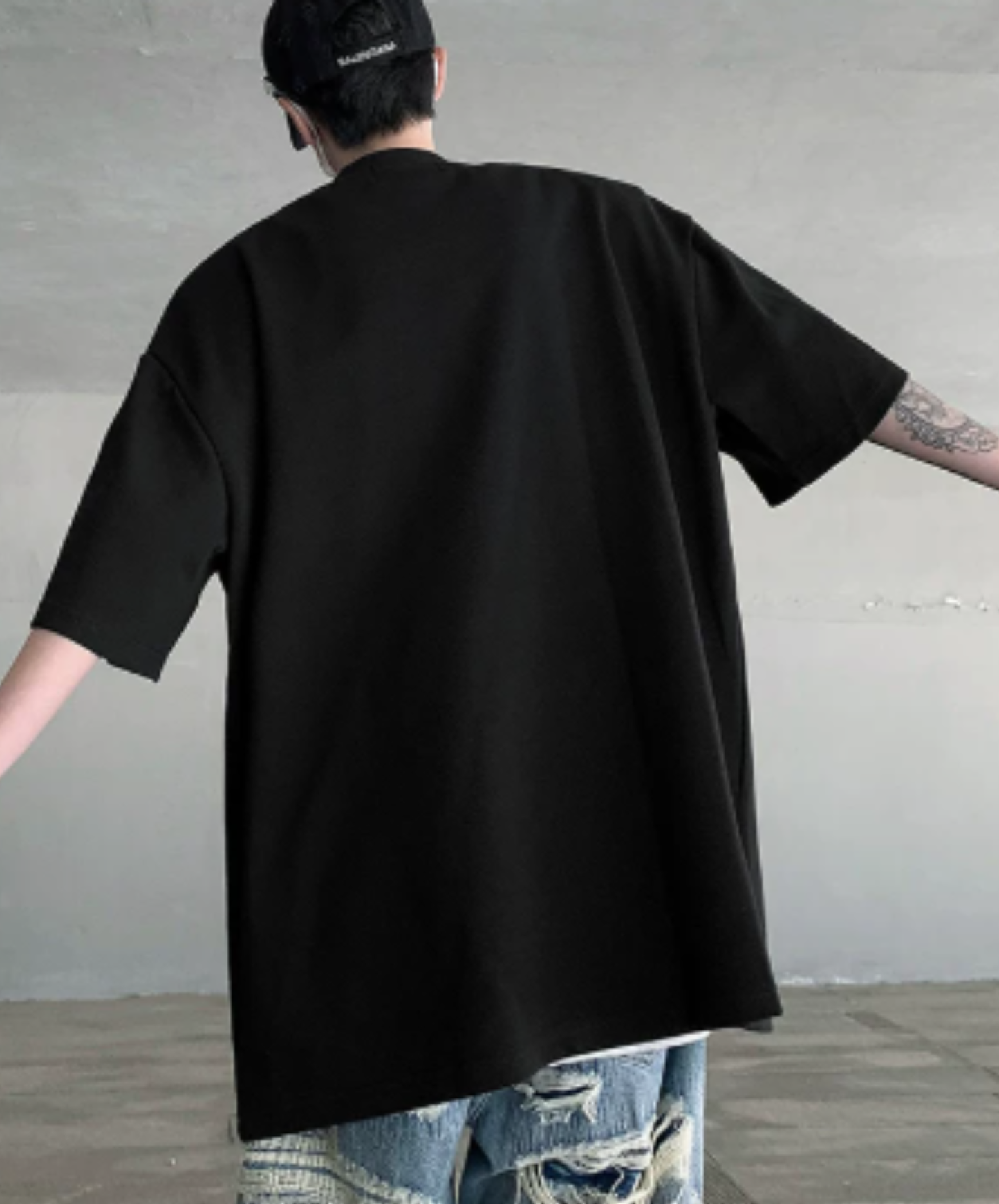 airplane-shaped buckle connector t-shirt EN2926