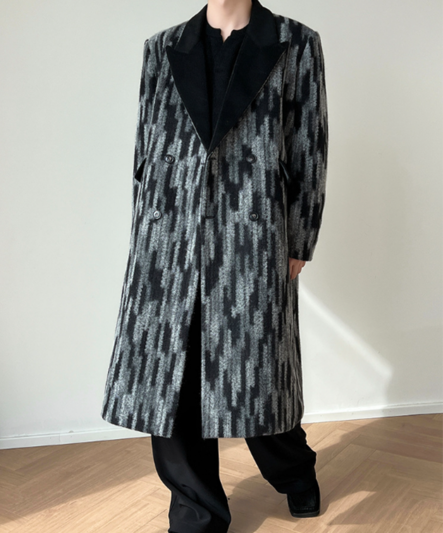 geometric design long coat EN1346