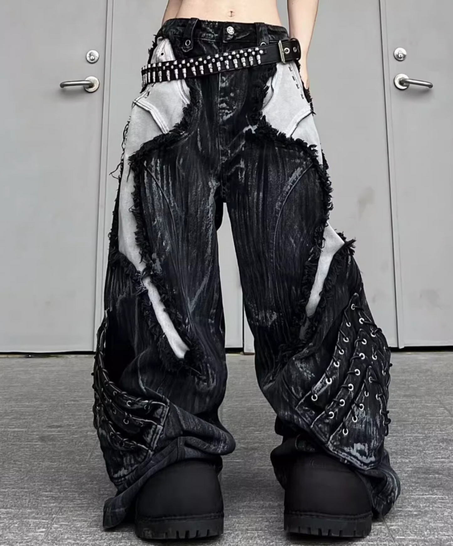 high damage lace up wide pants EN2628