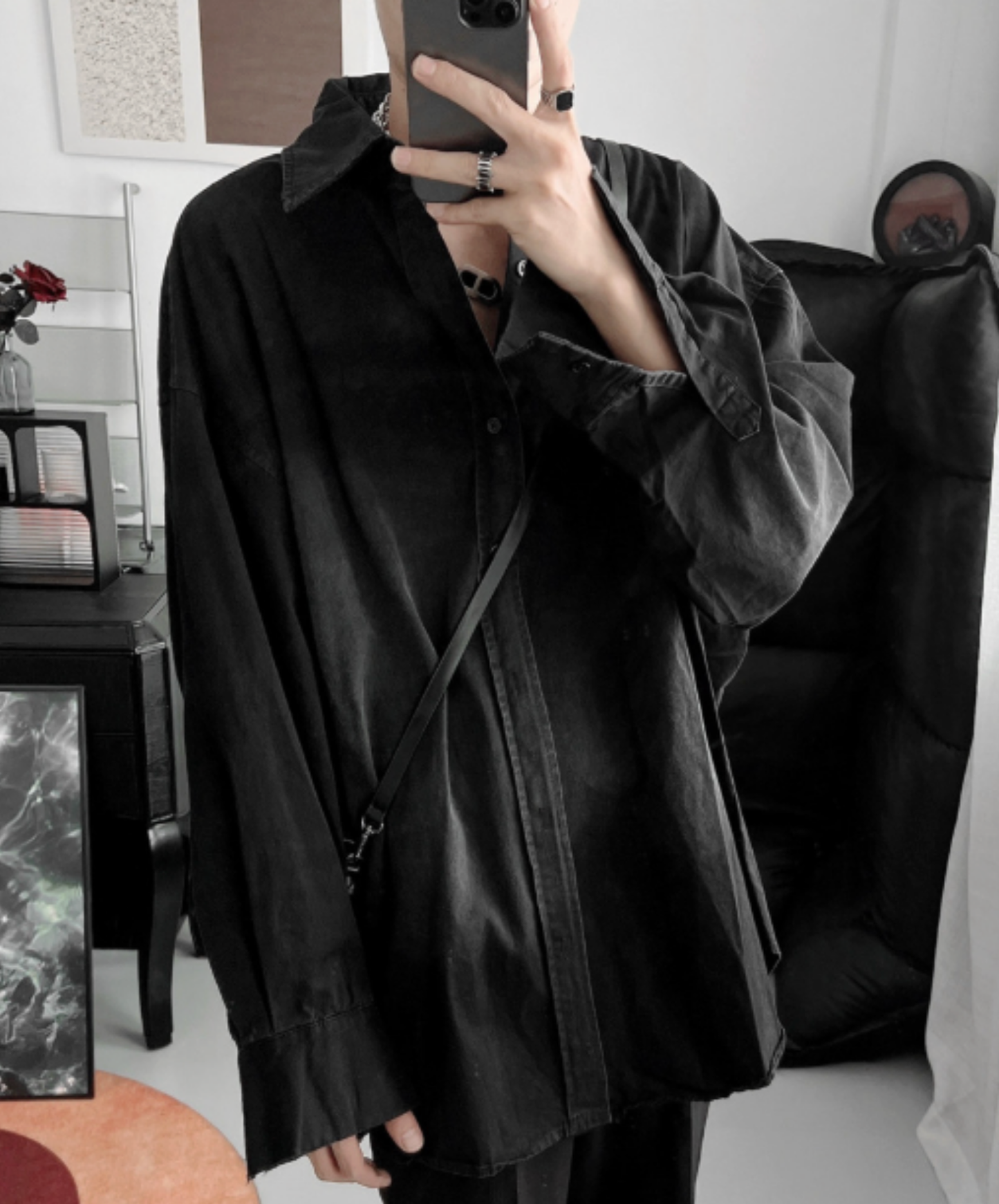 dark faded, distressed design shirt EN2765