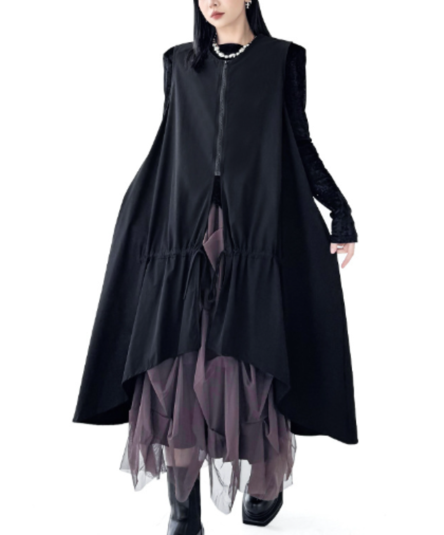 asymmetrical design, relaxed fit vest EN2969