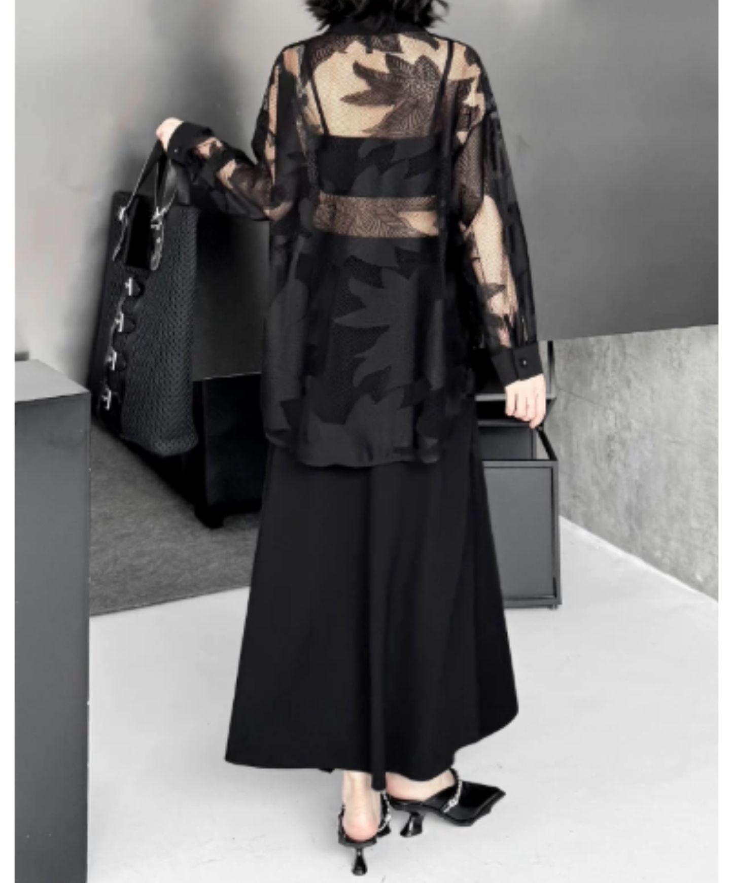 dlim-fit dolman-sleeve mesh sheer shirt EN3012