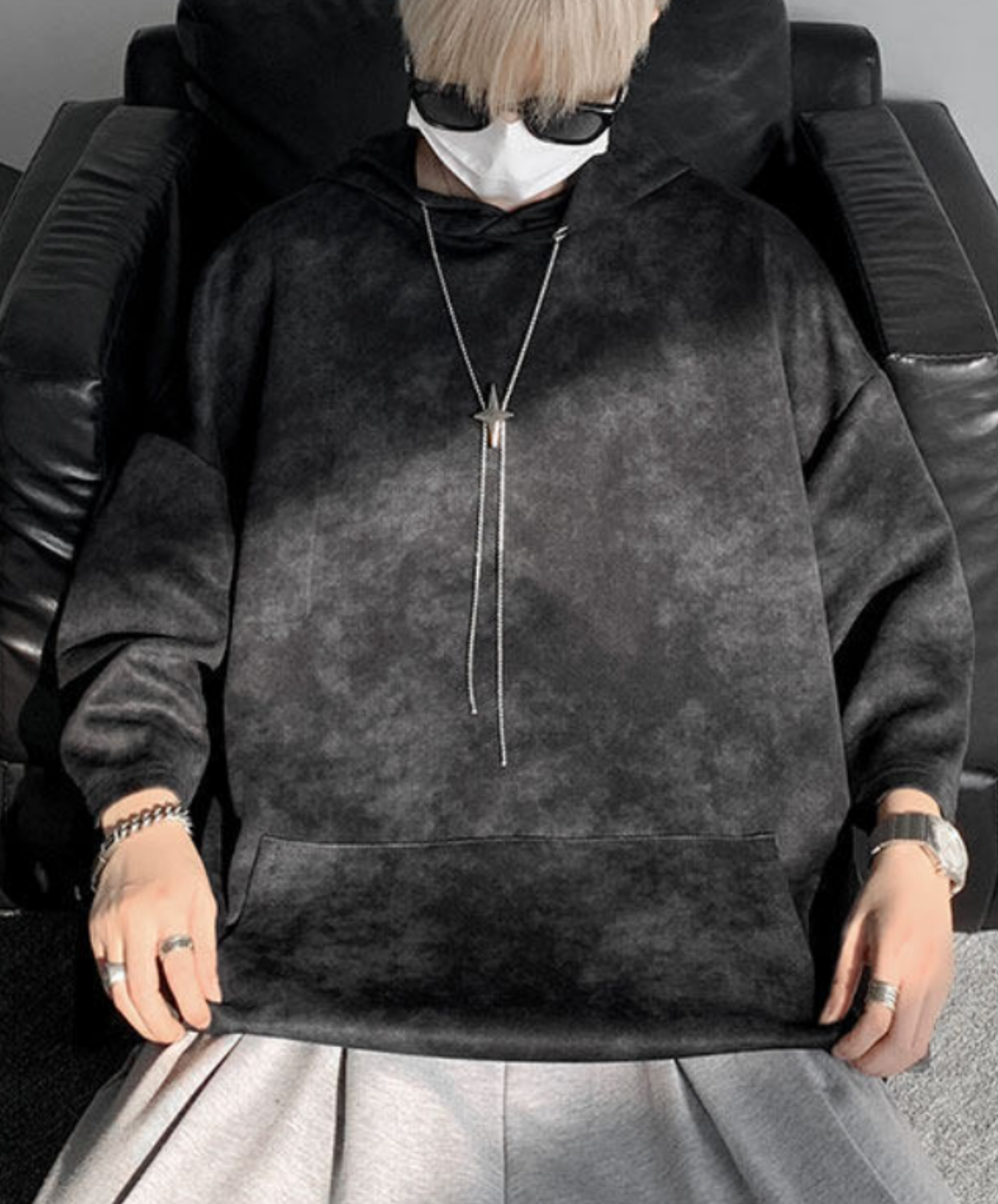 star motif neck strap hoodie EN2845
