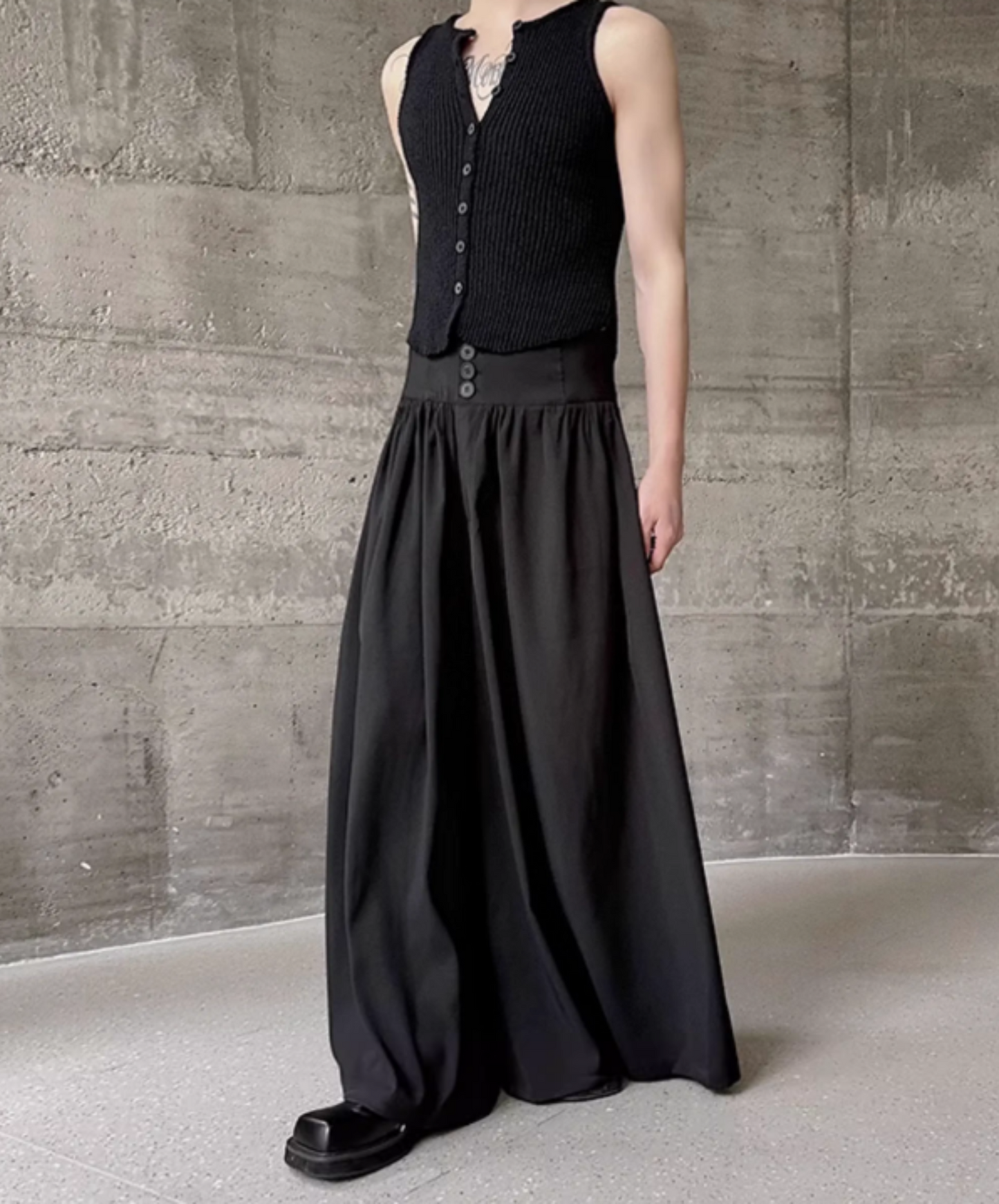 dark wide silhouette pants EN1855