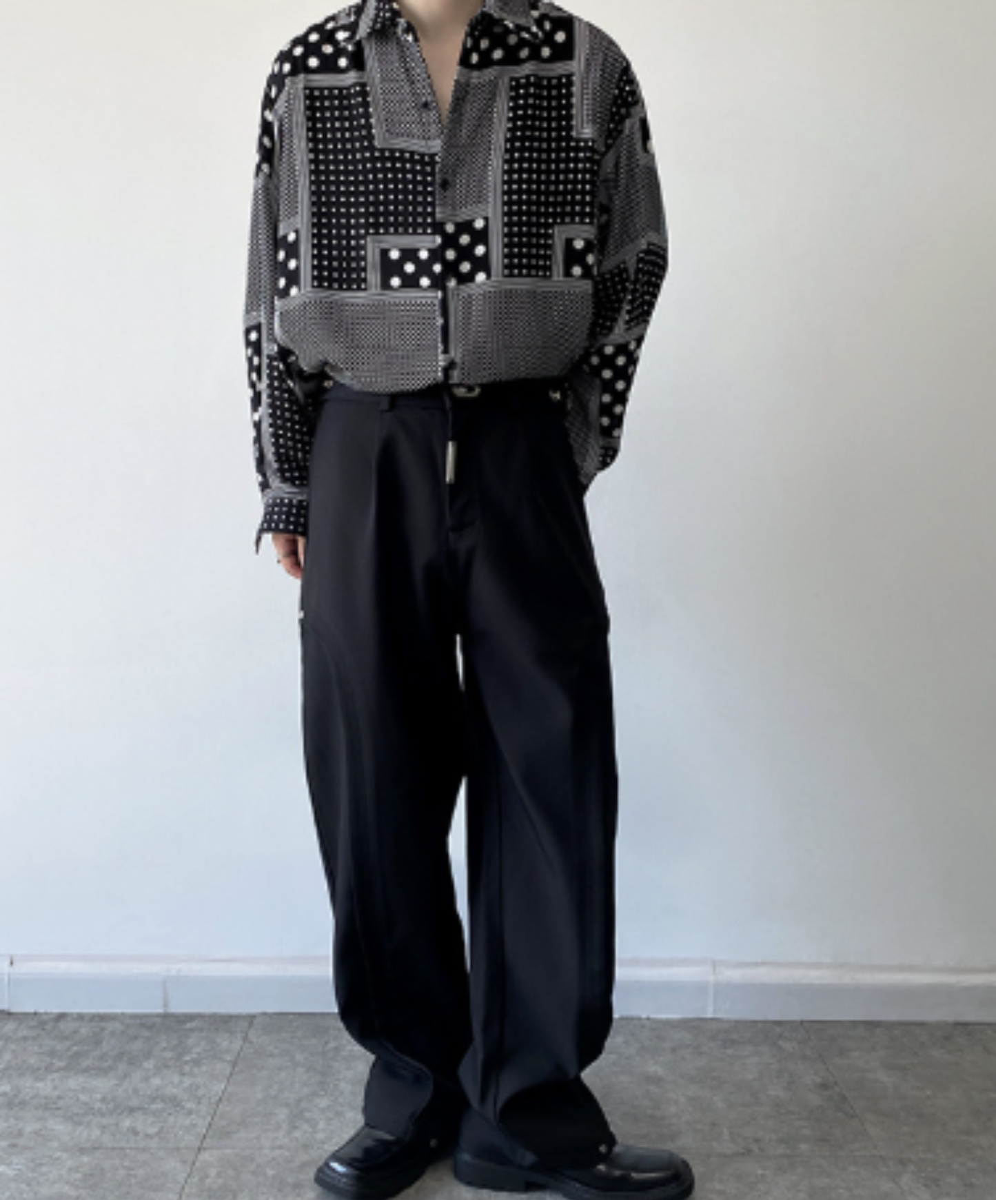 random polka-dot pattern shirt EN3074