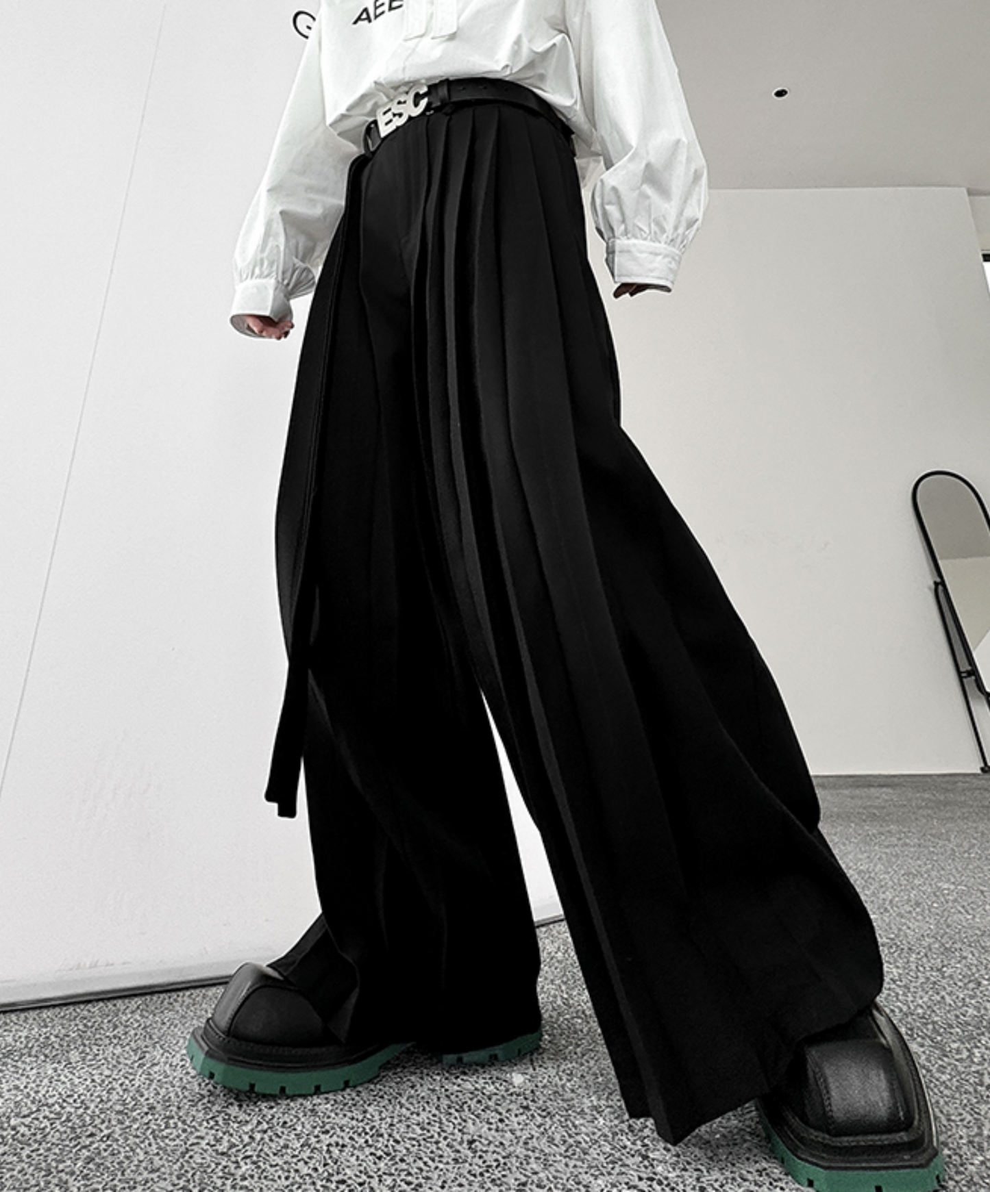 dark pleated wide pants EN1880