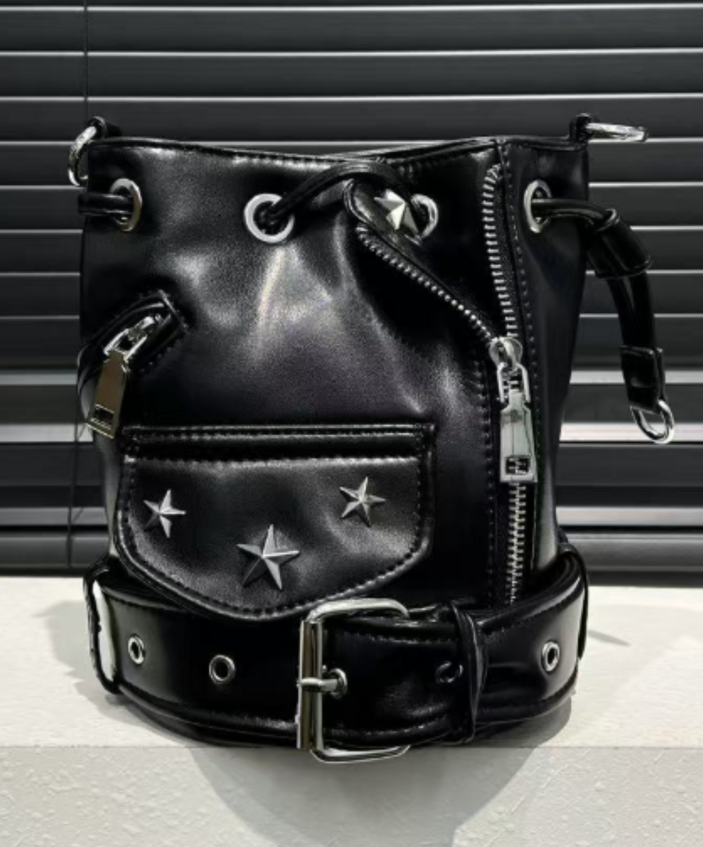 retro drawstring cross body bag EN2301