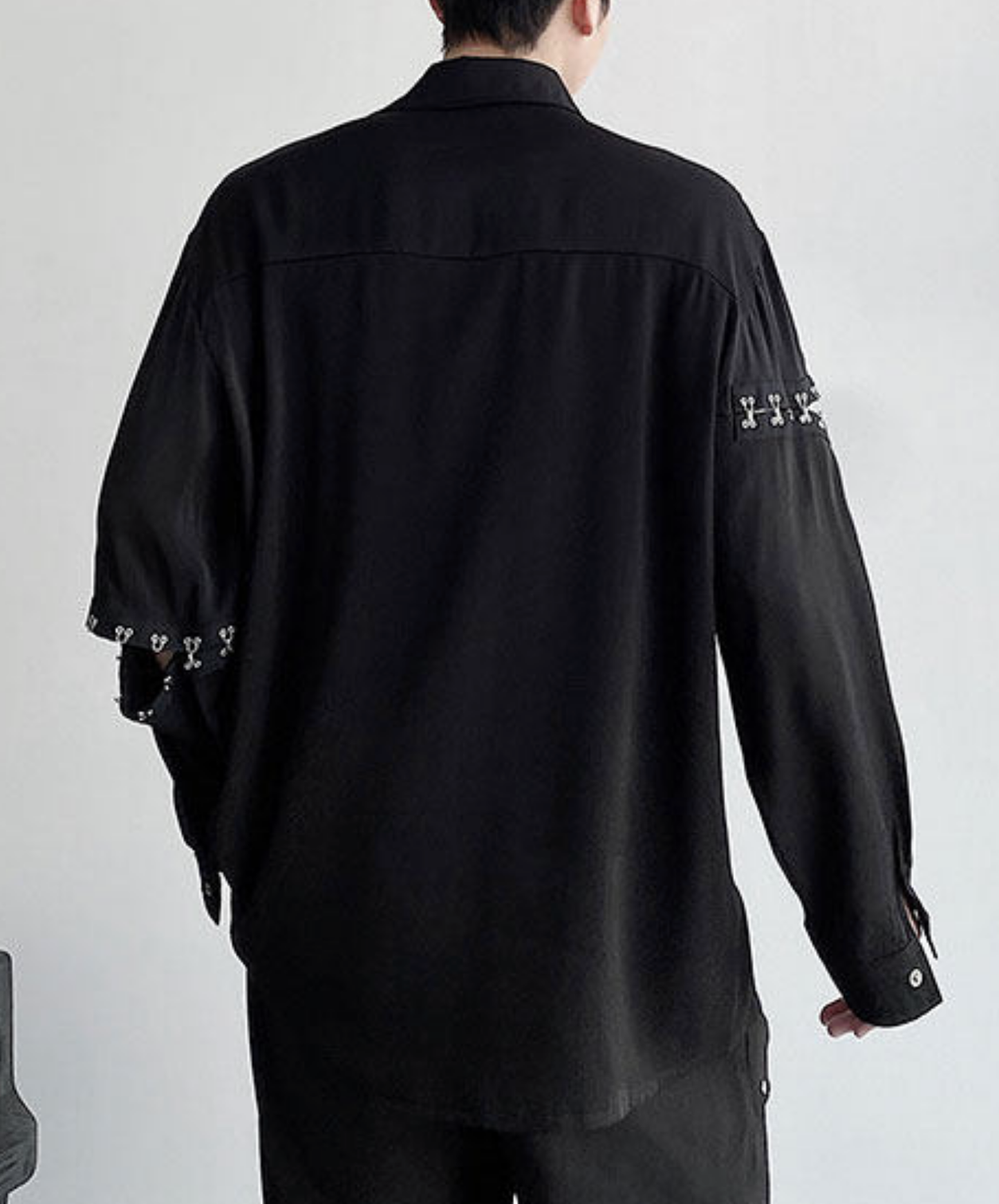 dark metal parts patchwork design shirt EN2782