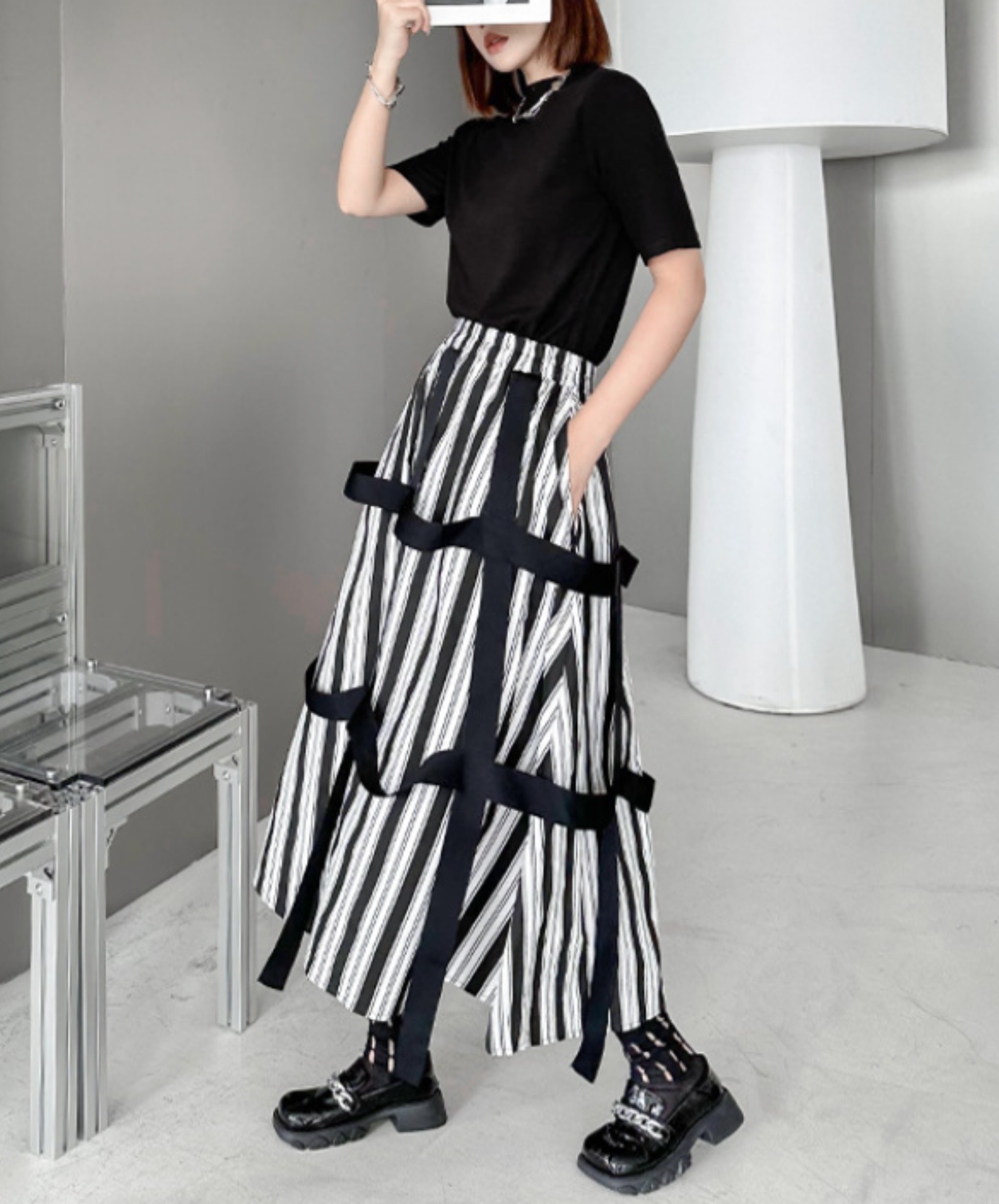 wide belt with decorative stripes skirt EN2839