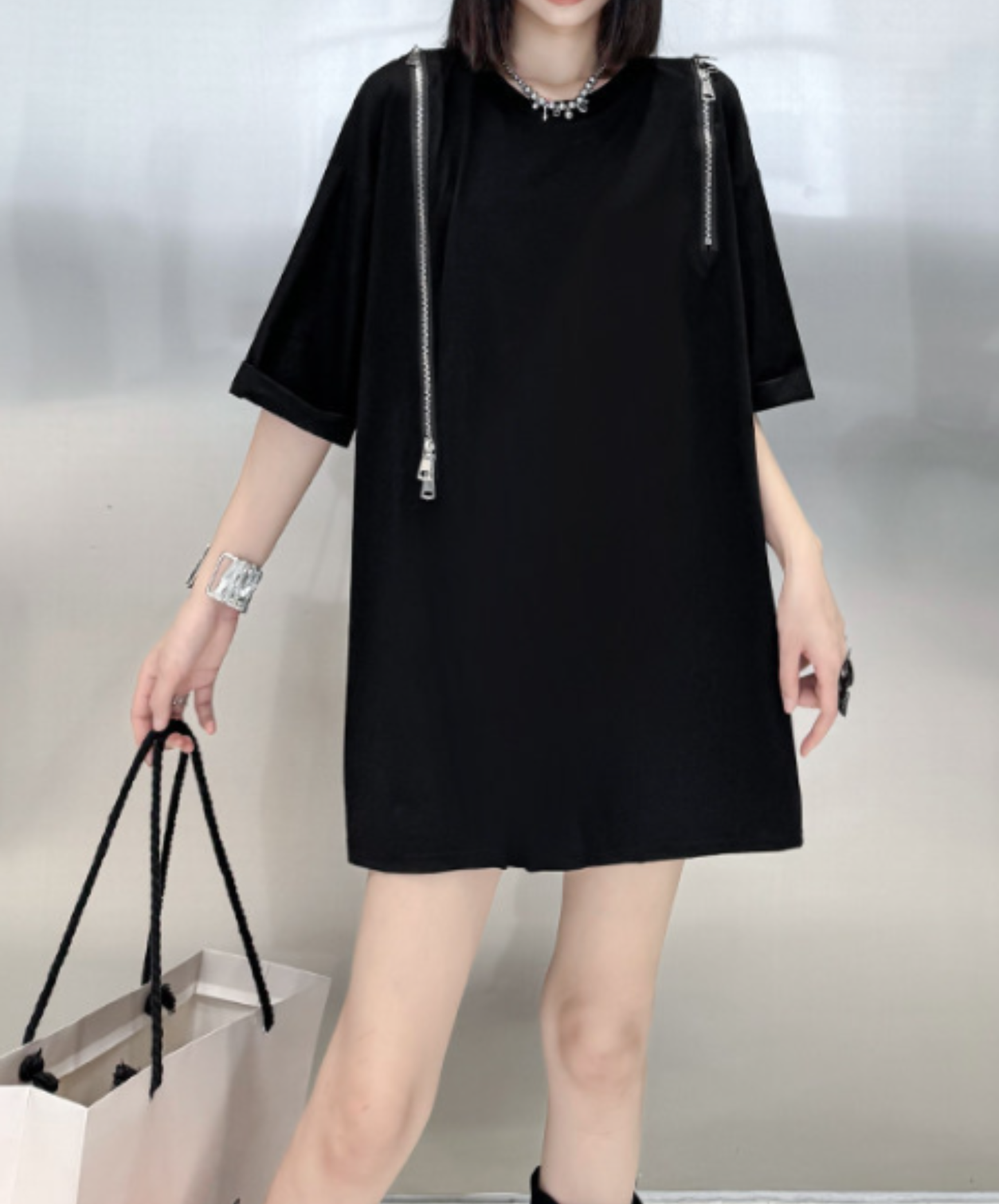 dark off-shoulder zipper t-shirt EN2908
