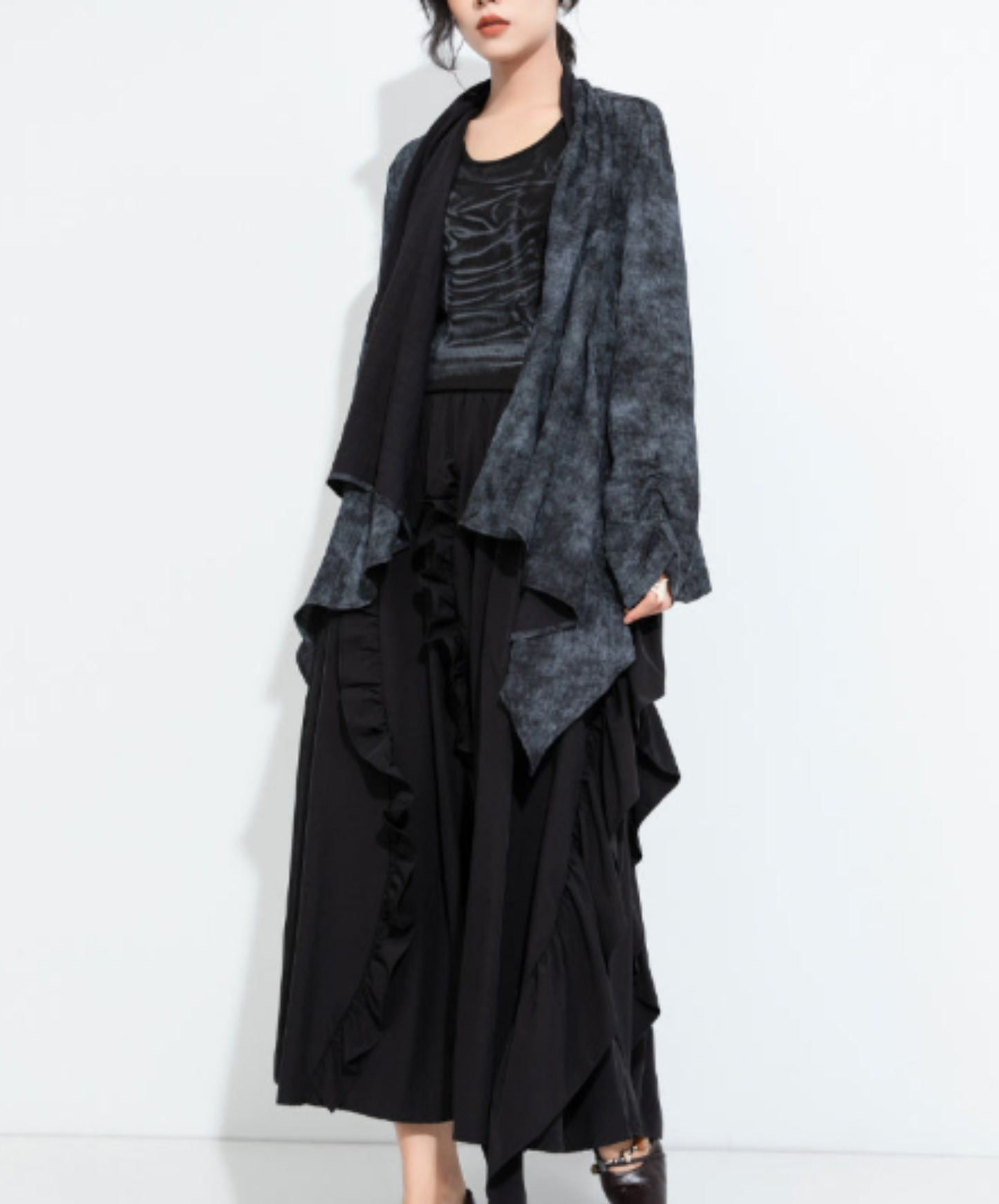 Irregular pattern, lightweight cardigan EN3075