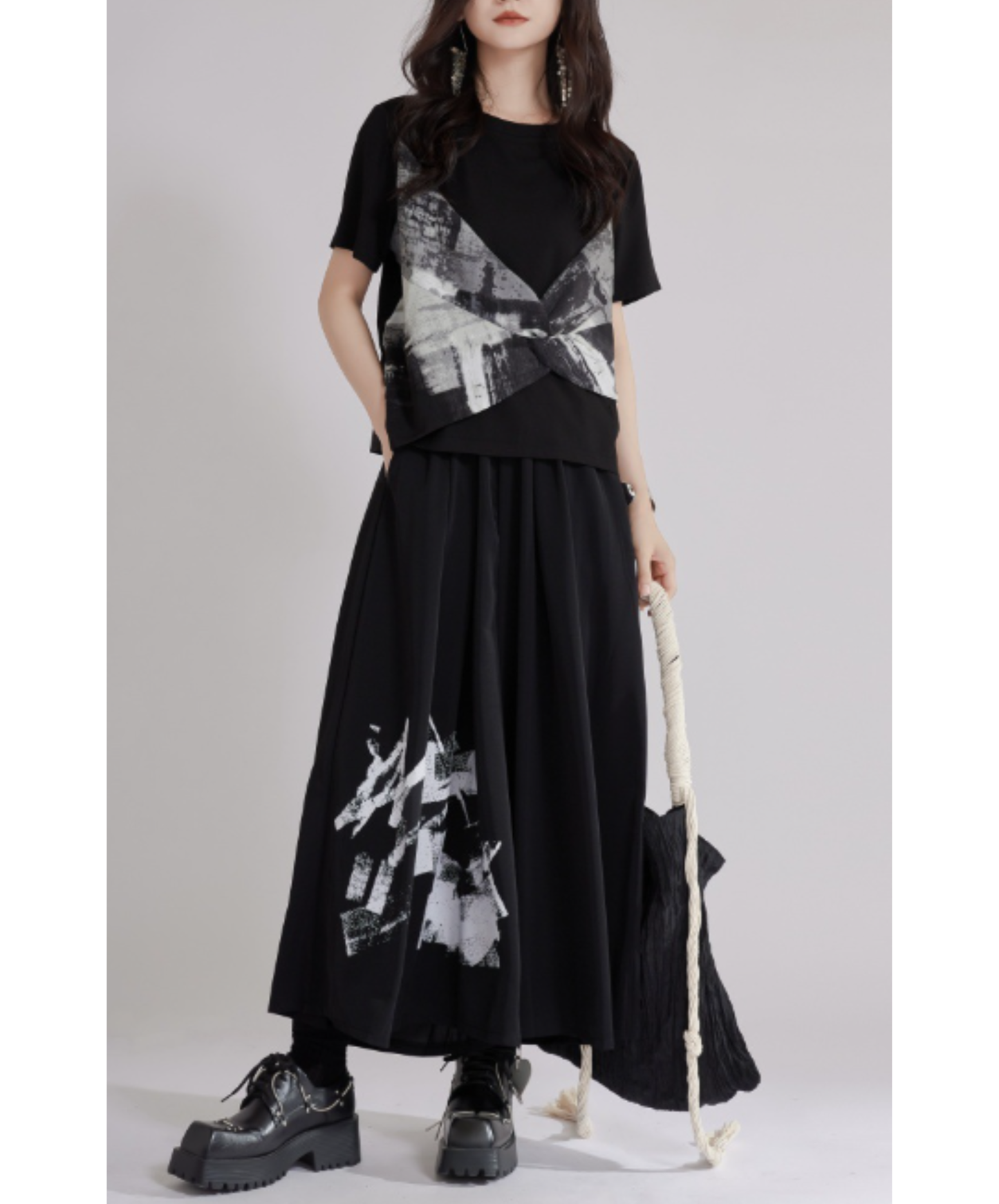 dark monochrome accent wide pants EN2940