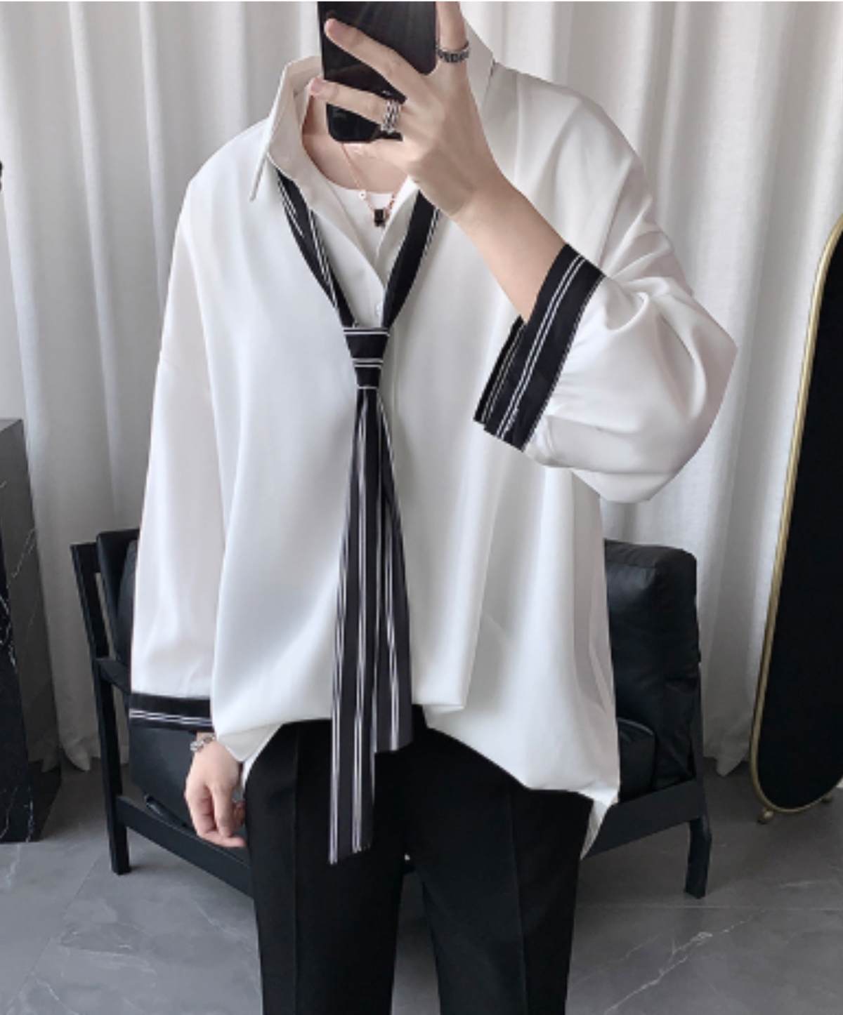 loose-fit design with striped paneling shirt EN3171
