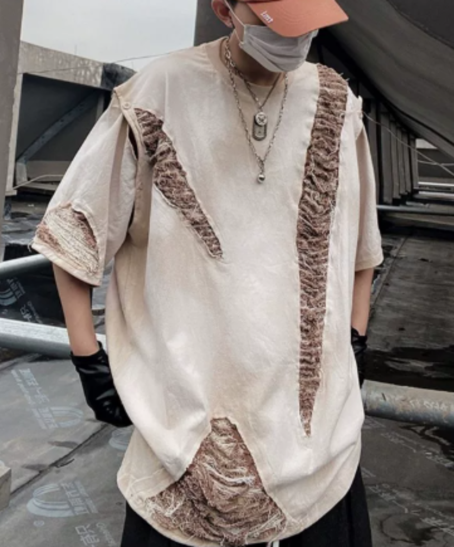 2-way crew neck distressed finish t-shirt EN2937