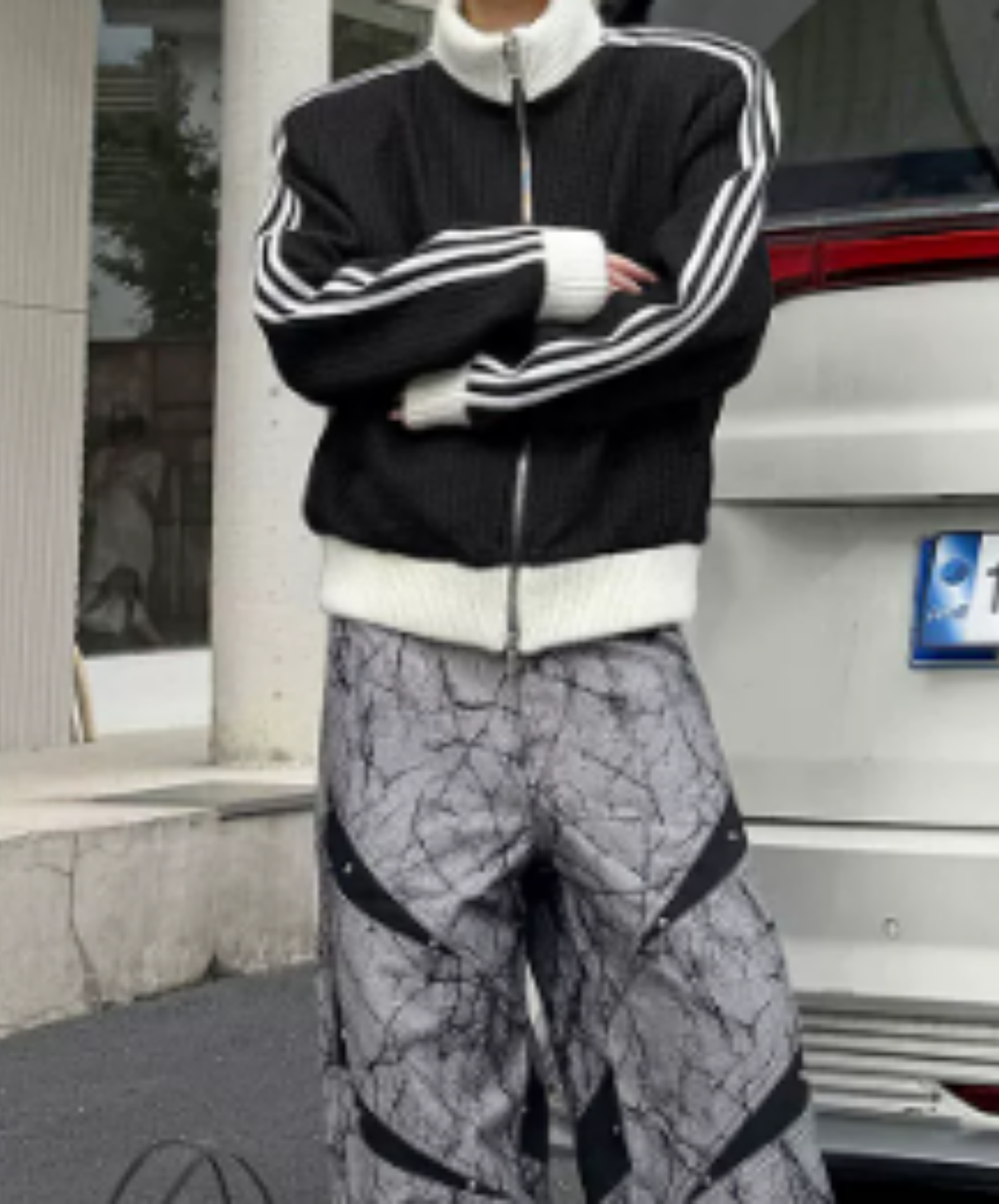 stand-collar sporty style with side stripes jacket EN3159