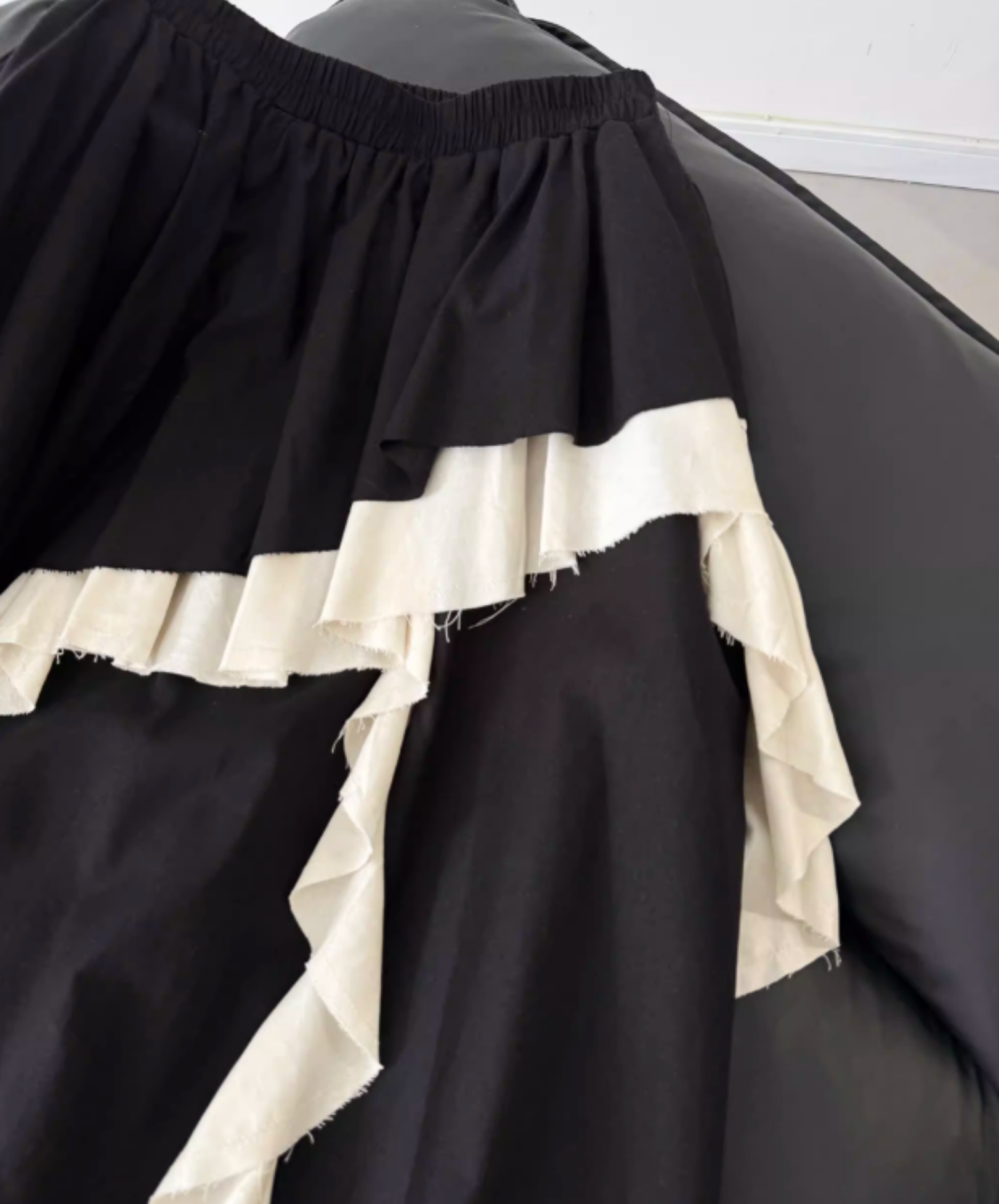dark Irregular frills color block skirt EN2810