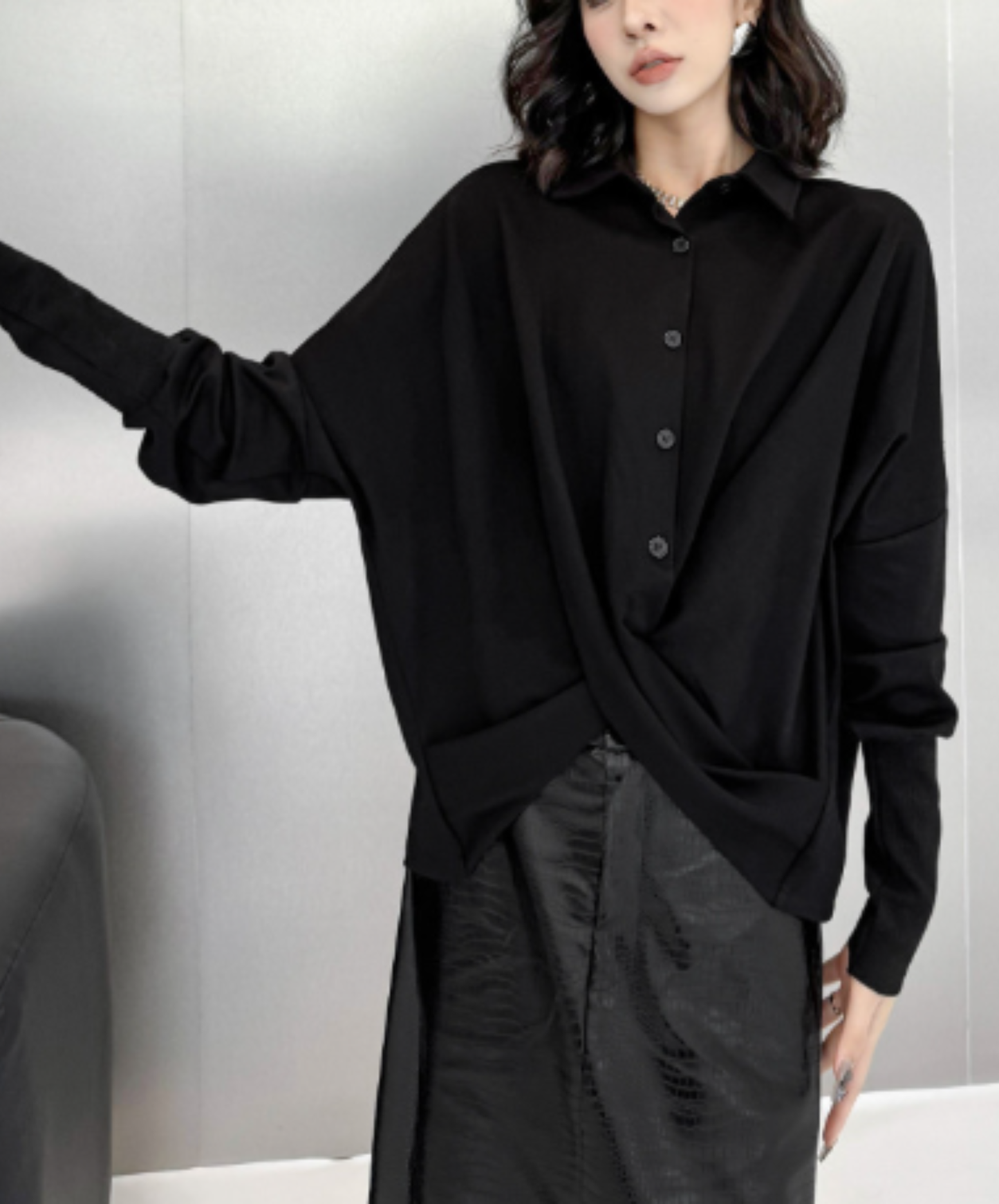 dark crossover-design dolman sleeves shirt EN3131