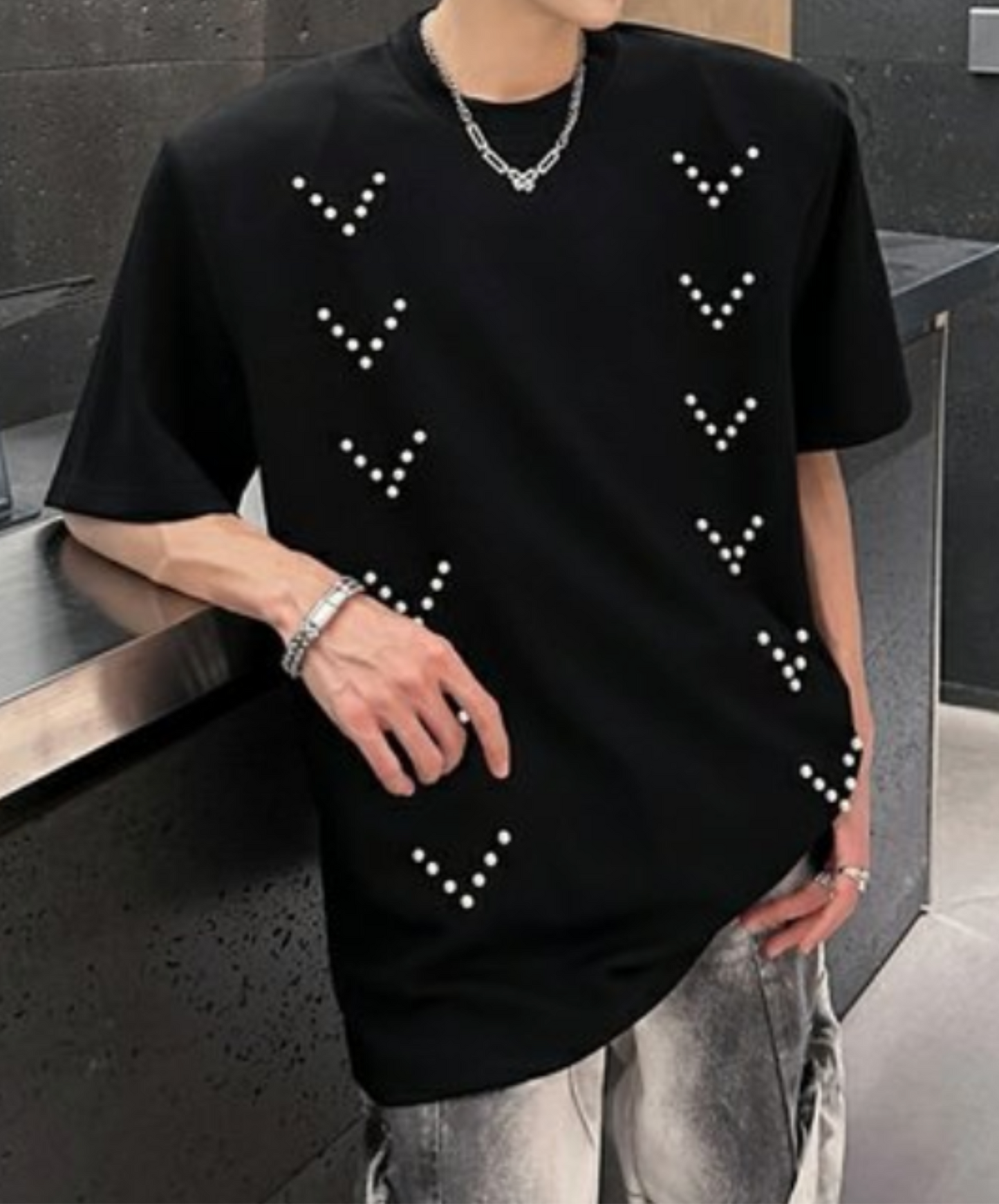 v pearl decoration t-shirt EN2090