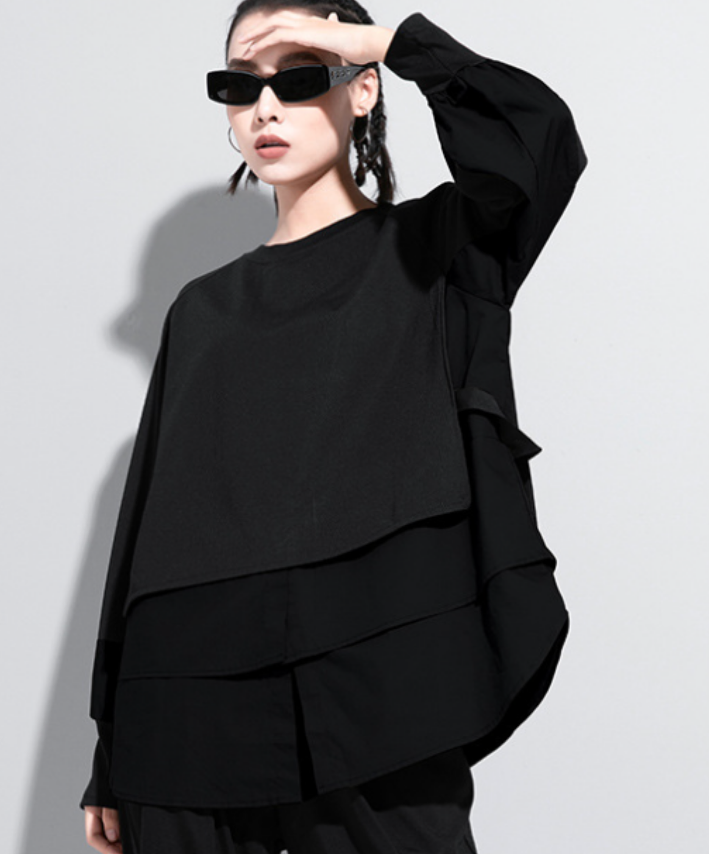 dark layered-look round collar sweatshirt EN2785