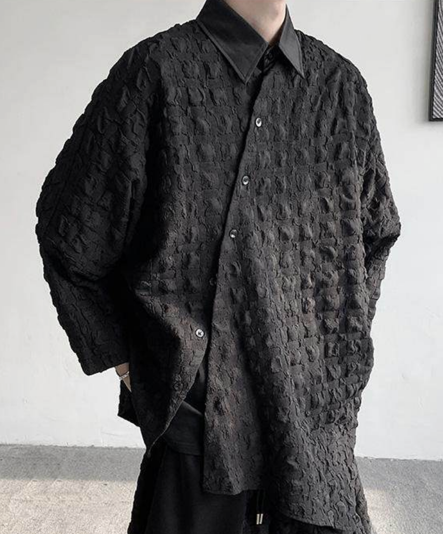 Irregular diagonal embossed placket shirt EN2696