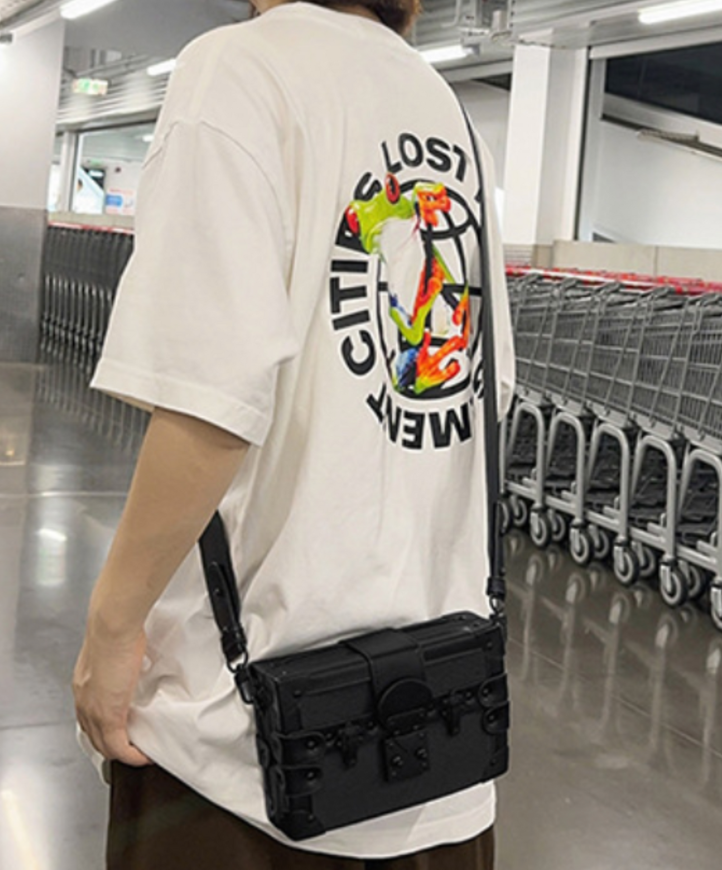retro treasure chest design shoulder bag EN2131