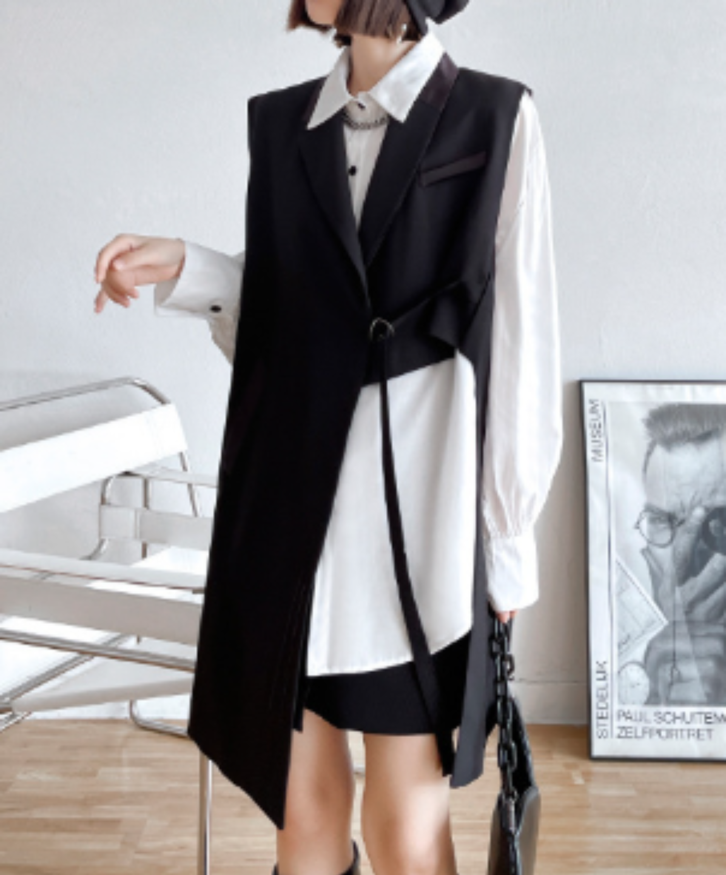 dark artistic and irregular designs vest EN2981