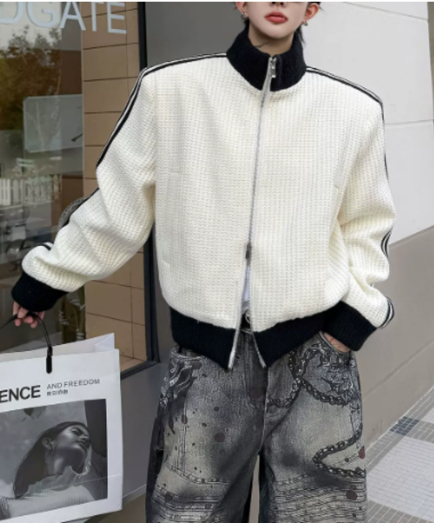 stand-collar sporty style with side stripes jacket EN3159