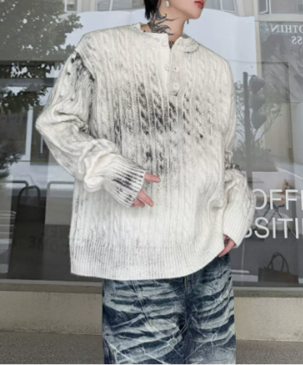 cable-knit with a distressed finish sweater EN3241