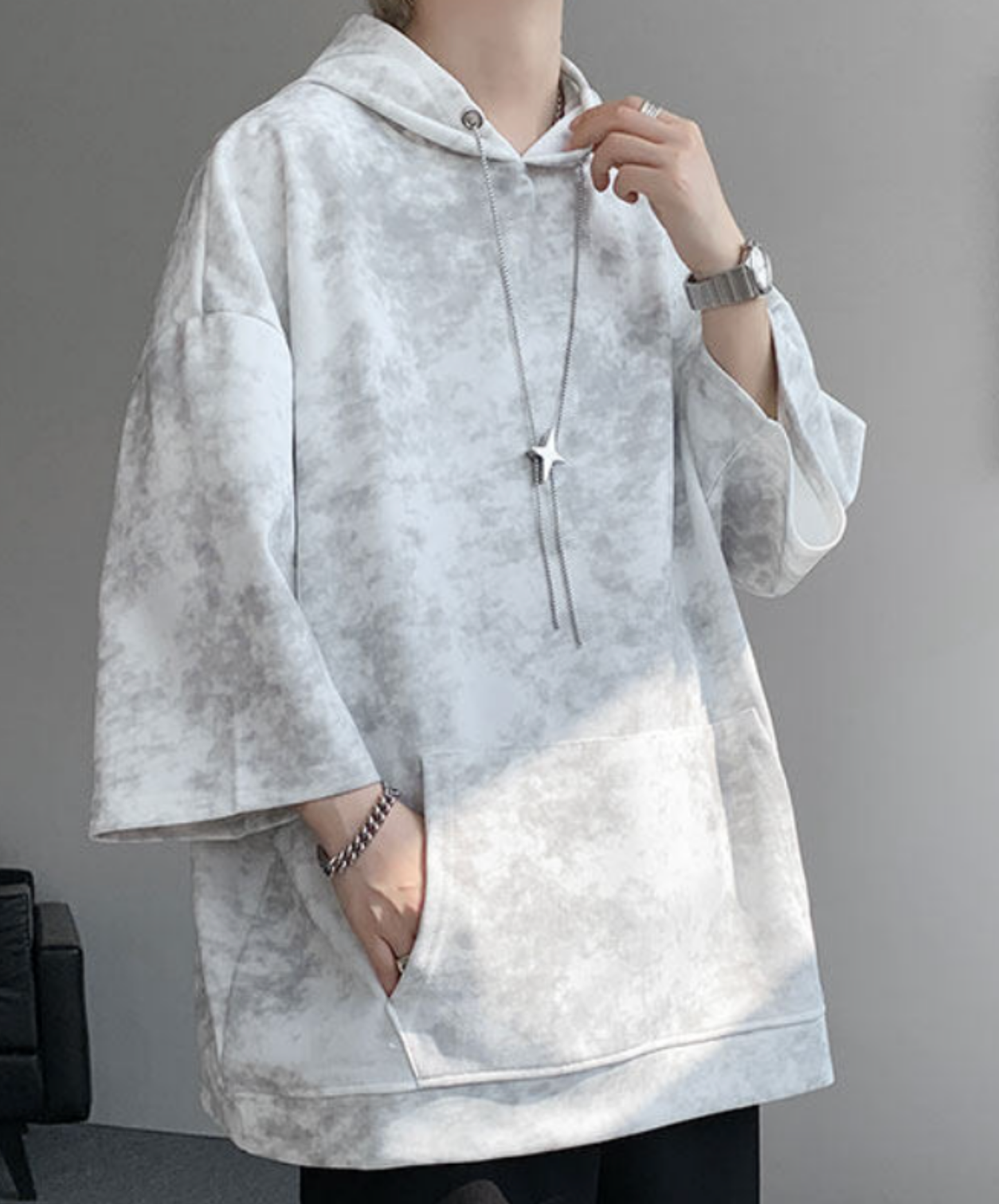 star motif neck strap hoodie EN2845