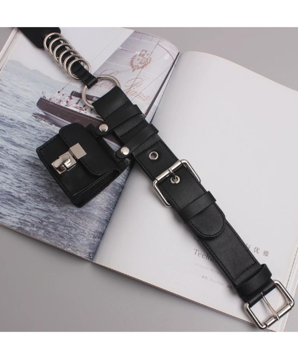 dark micro bag accent ring chain belt EN3215