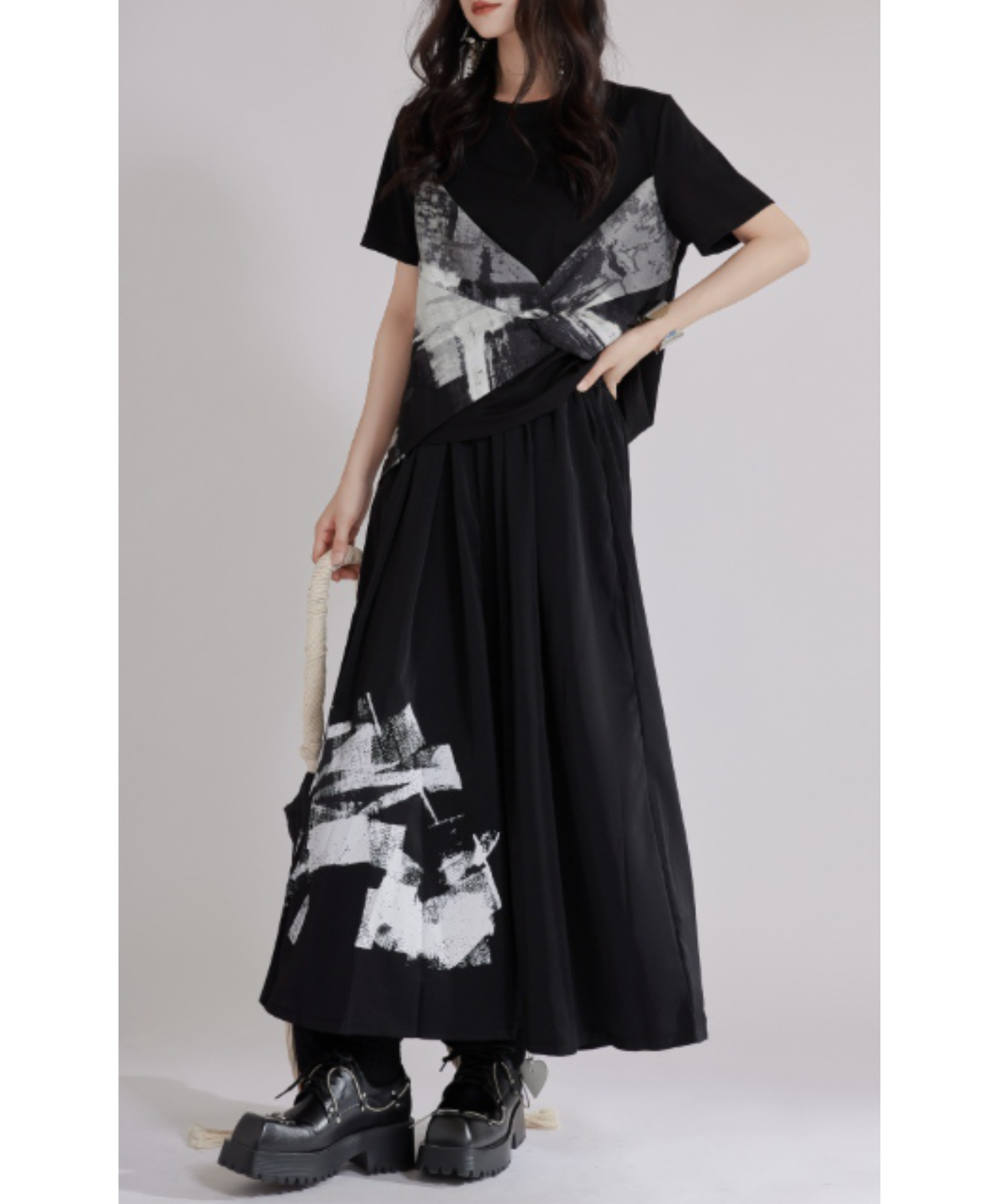 dark monochrome accent wide pants EN2940
