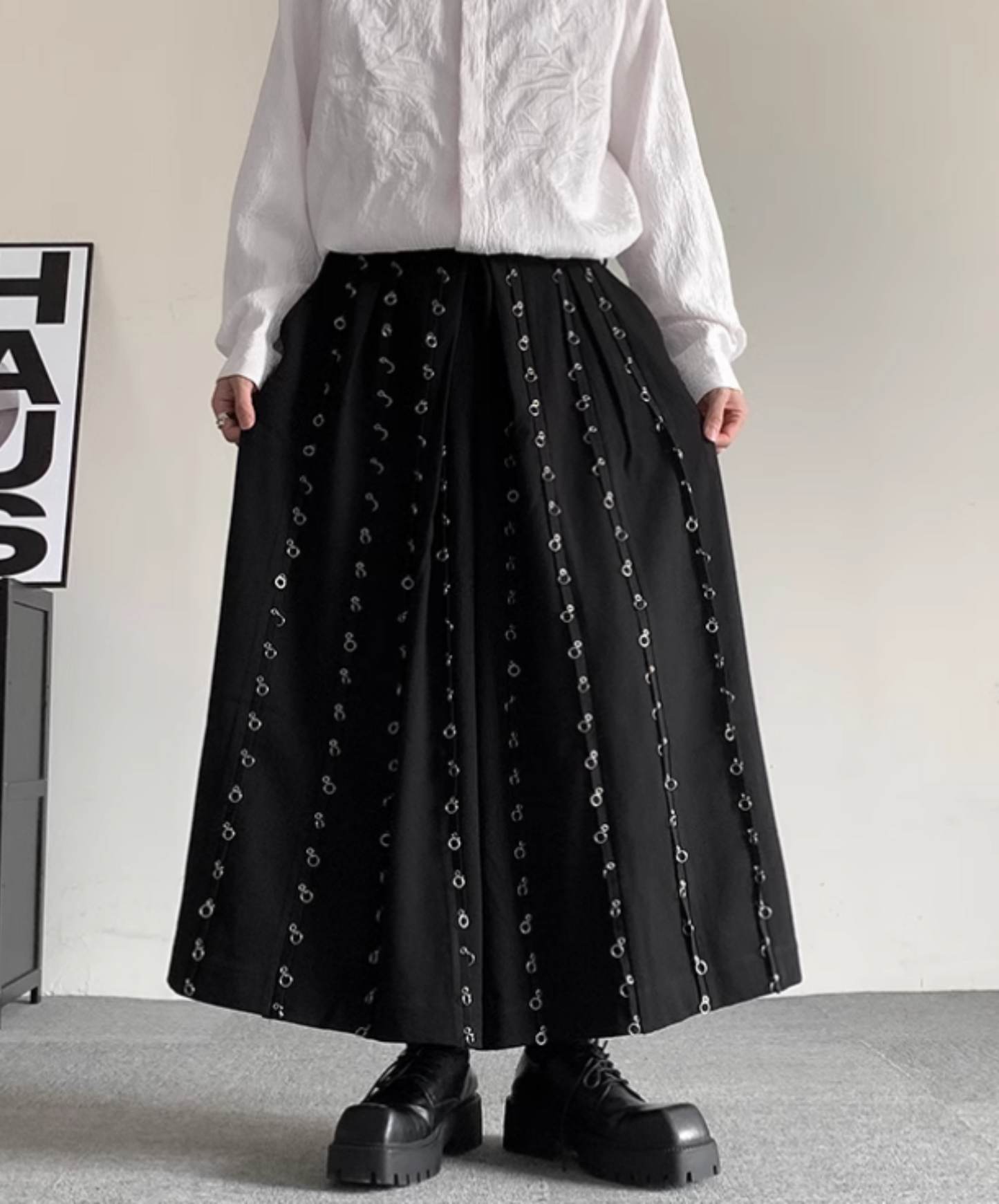 dark metal hoop wide pants EN1899