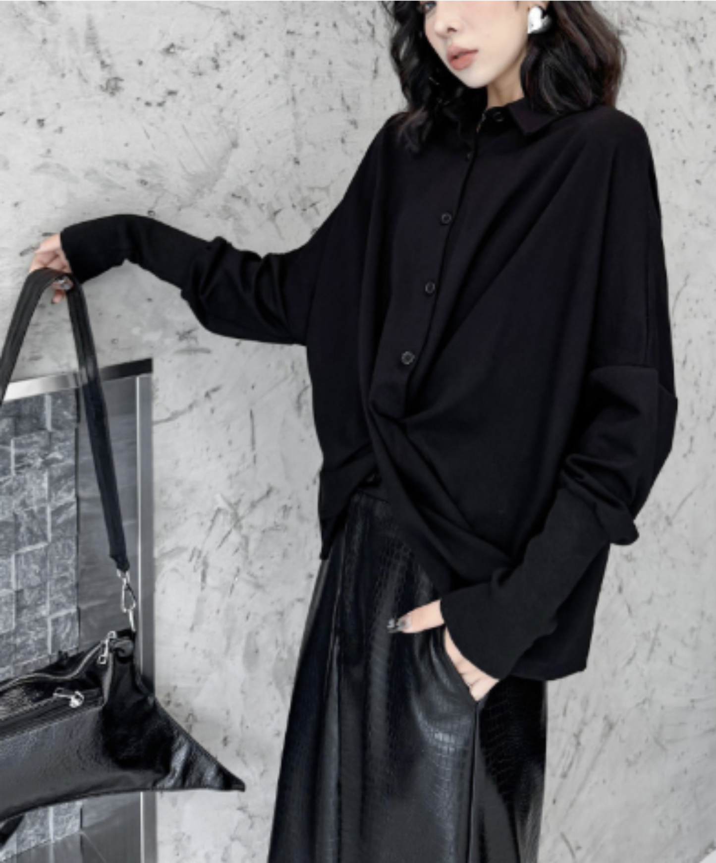 dark crossover-design dolman sleeves shirt EN3131