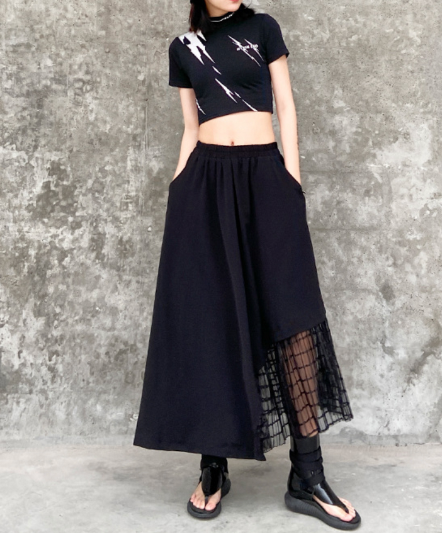 mixed material stitch mesh skirt EN2331