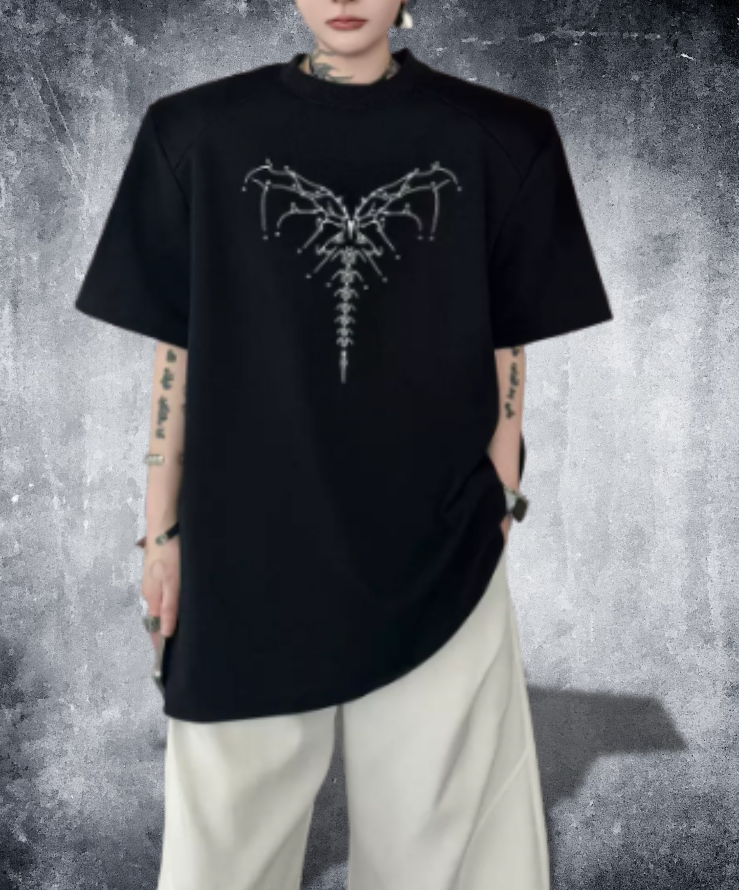 dark heart bead embroidery t-shirt EN2875
