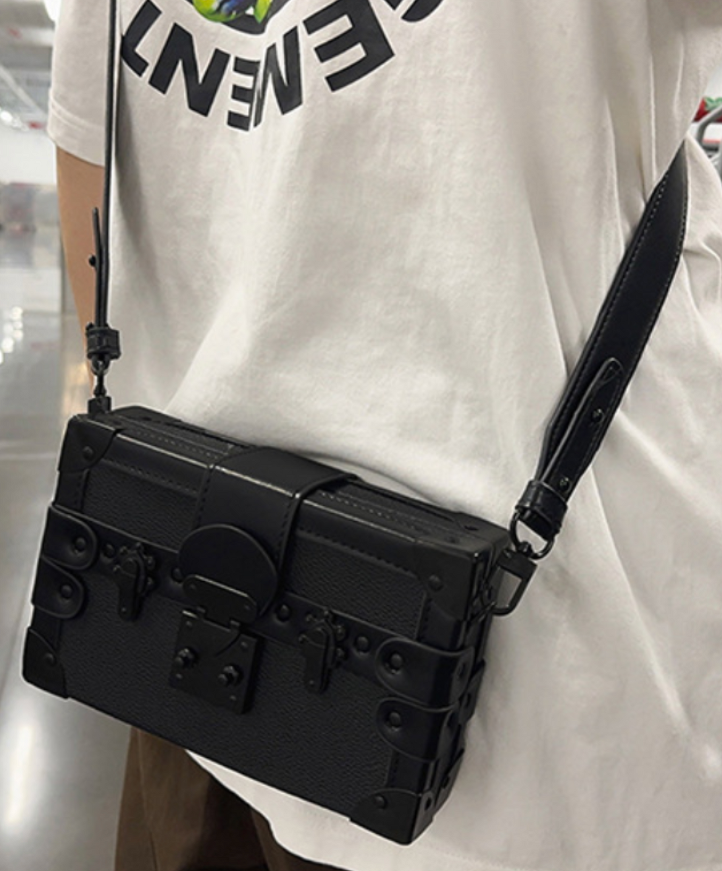 retro treasure chest design shoulder bag EN2131
