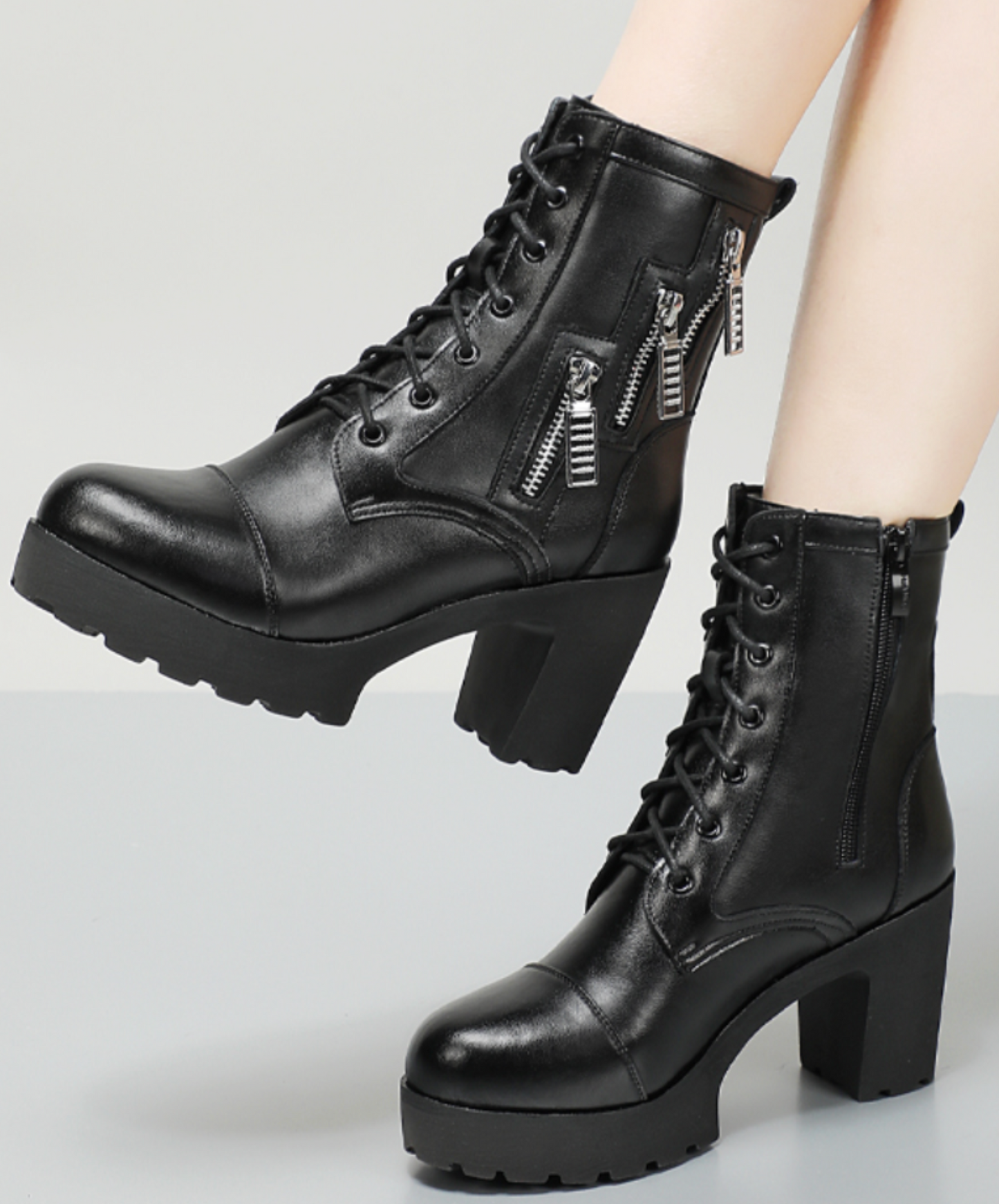 triple zip embellishment boots EN2600