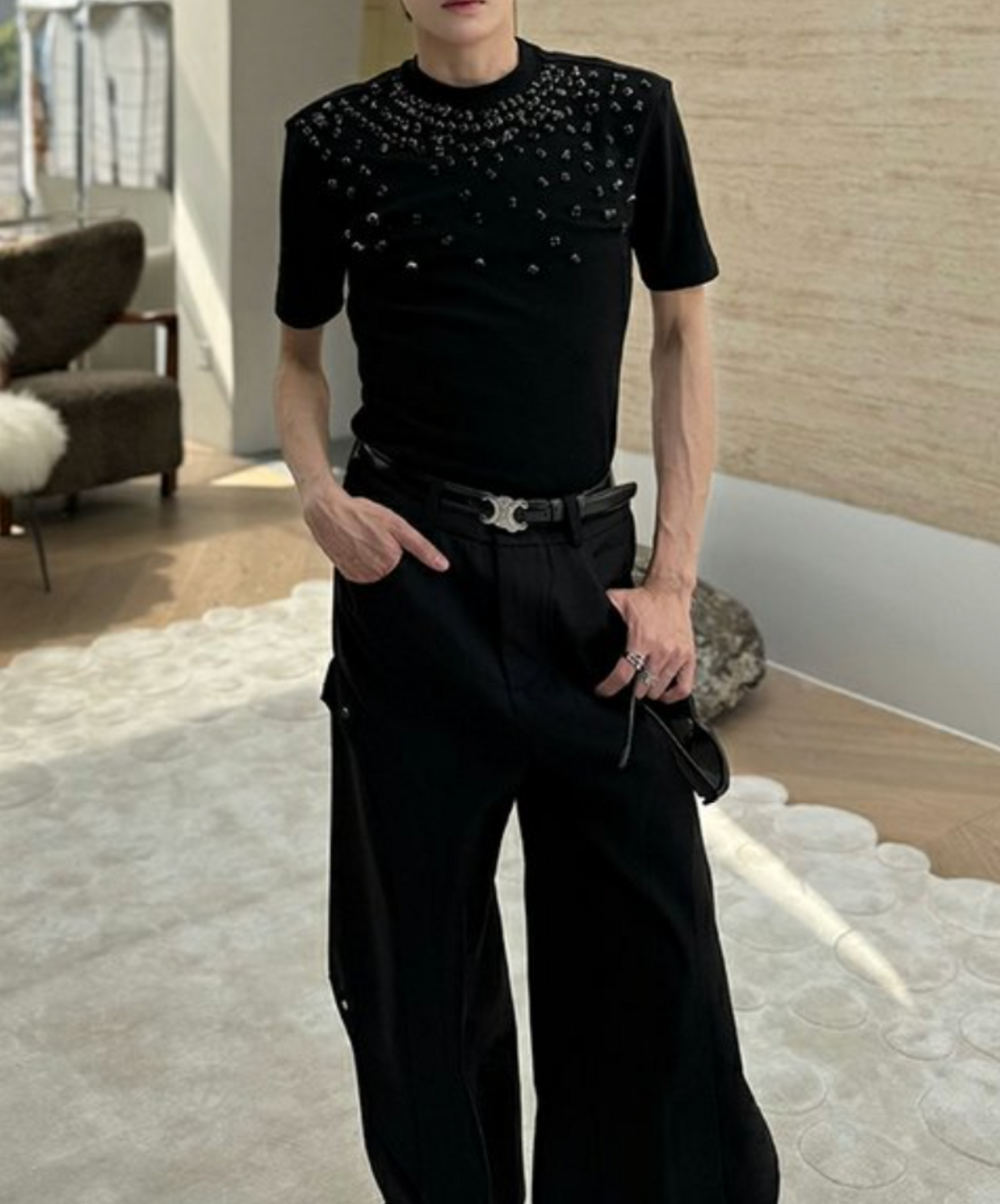 randomly decorated slim shoulder t-shirt EN2069