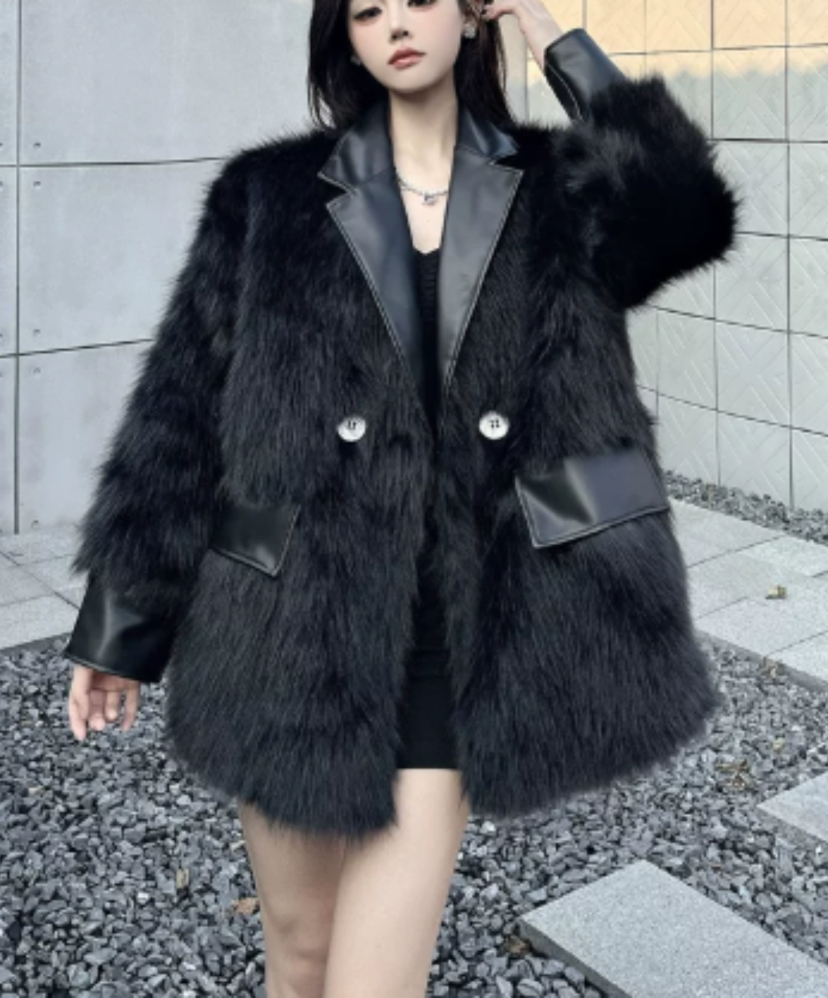 dark shaggy lapel mixed-material paneling jacket EN3188