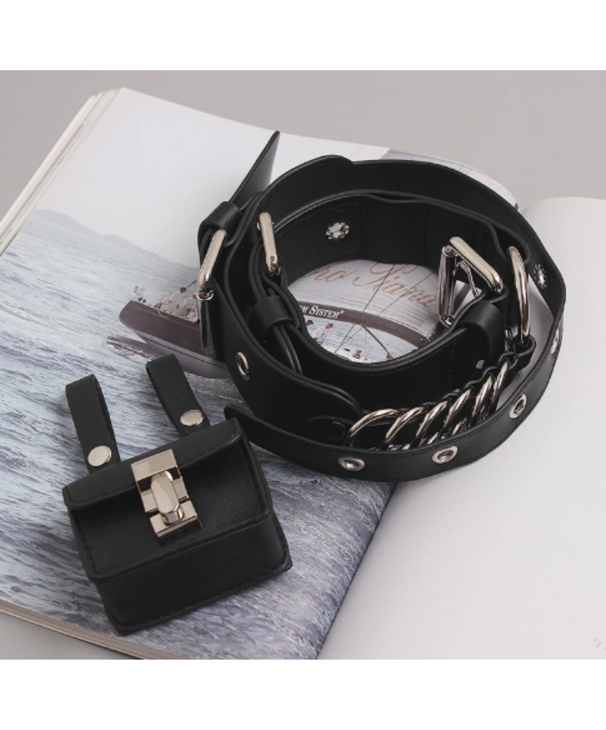 dark micro bag accent ring chain belt EN3215
