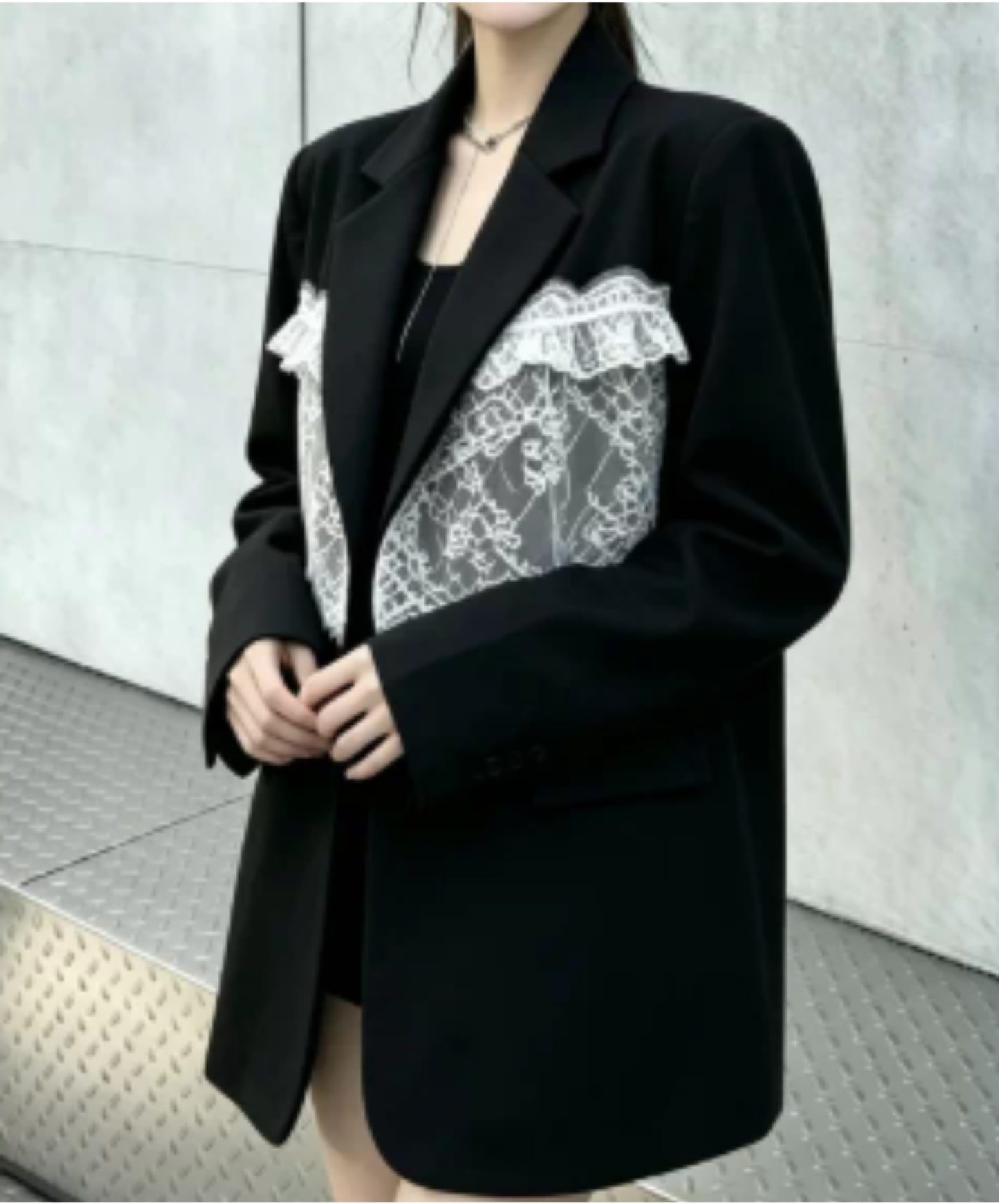 panelled design with a lace bow tie jacket EN3166