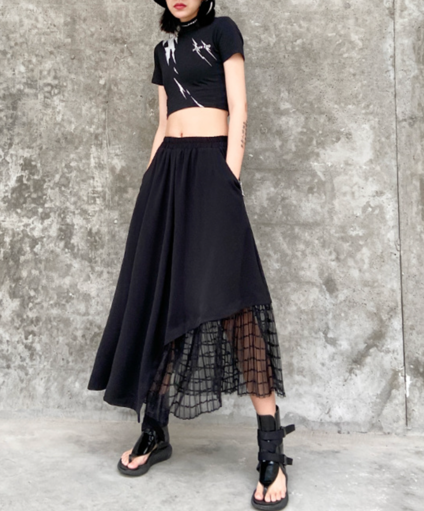 mixed material stitch mesh skirt EN2331