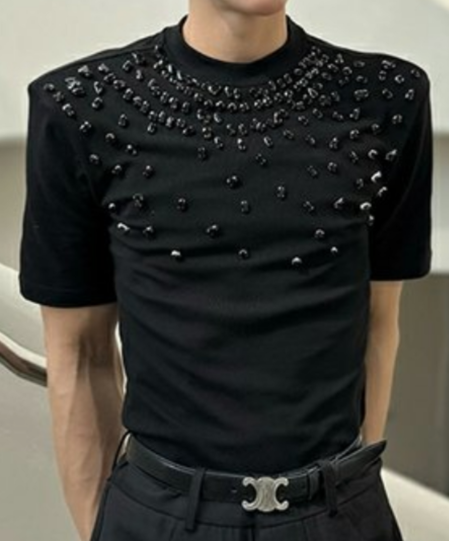 randomly decorated slim shoulder t-shirt EN2069