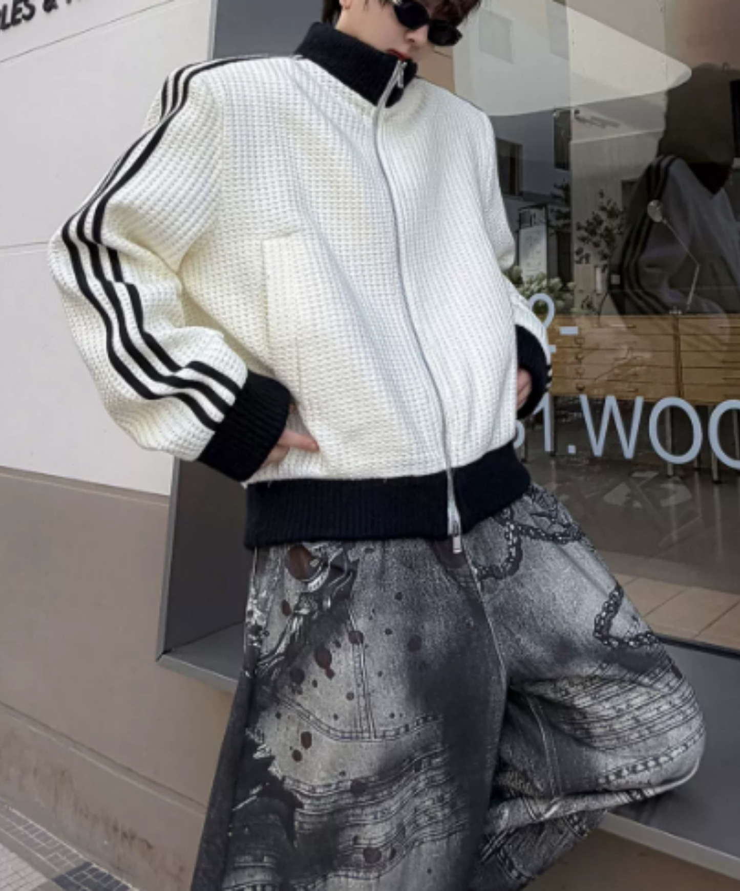 stand-collar sporty style with side stripes jacket EN3159