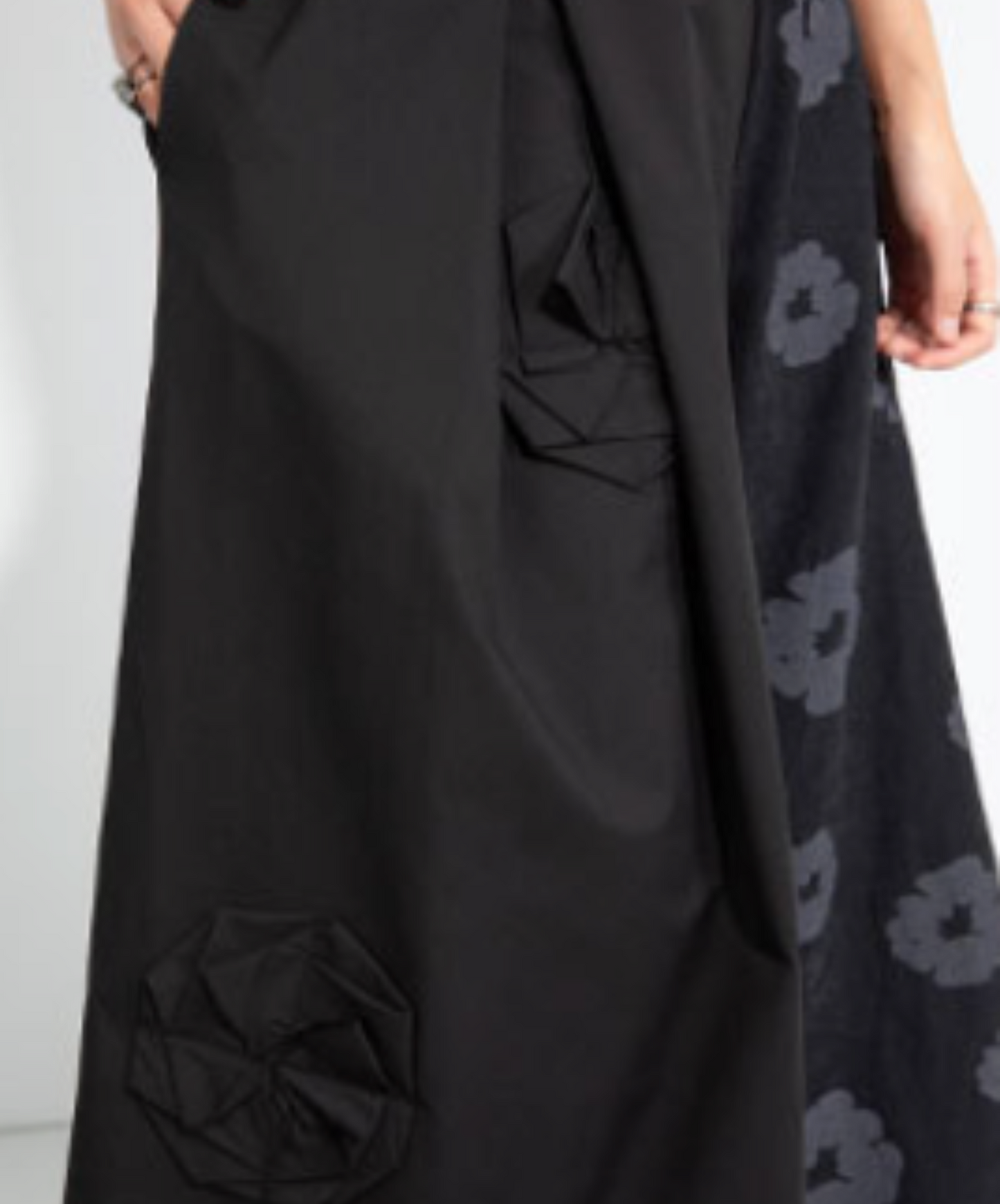 floral motif 3/4 length pants EN2487